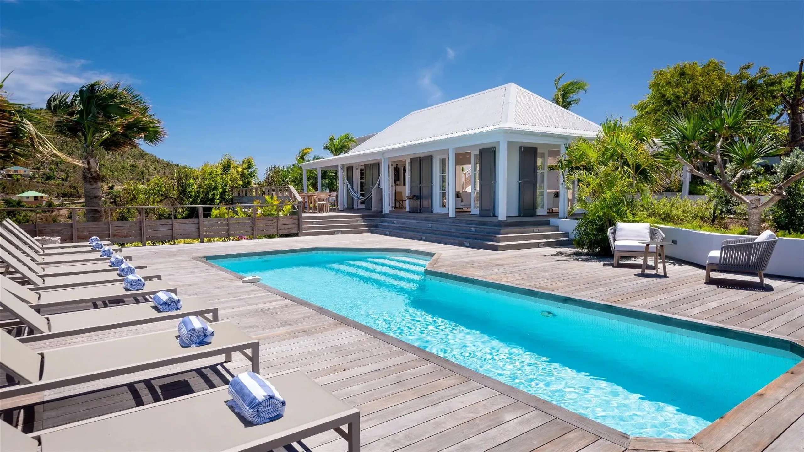 Pristine Oceanview Villa with Pool, Vitet