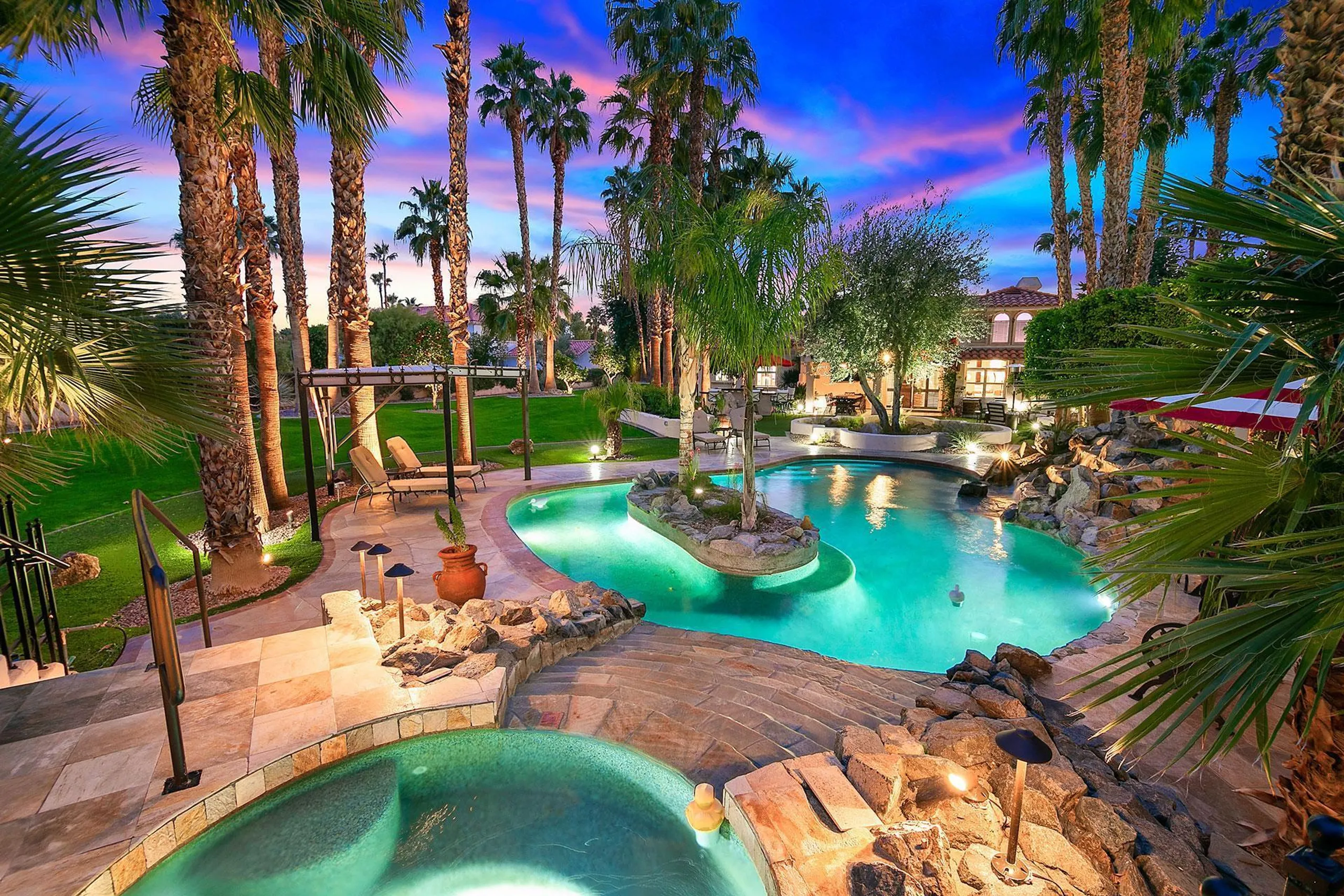 Regal Resort-Style Villa with Tropical Pool and Cabana, La Quinta