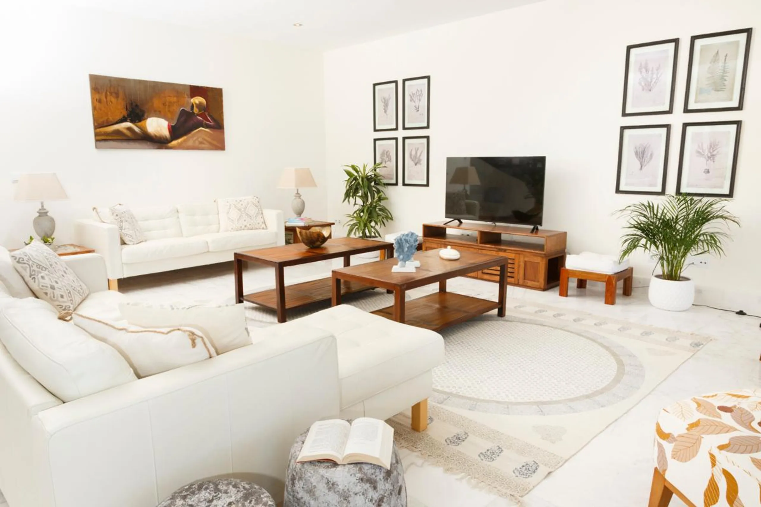 Exquisite 5BR Villa with Private Pool and Sea Views — photograph 6