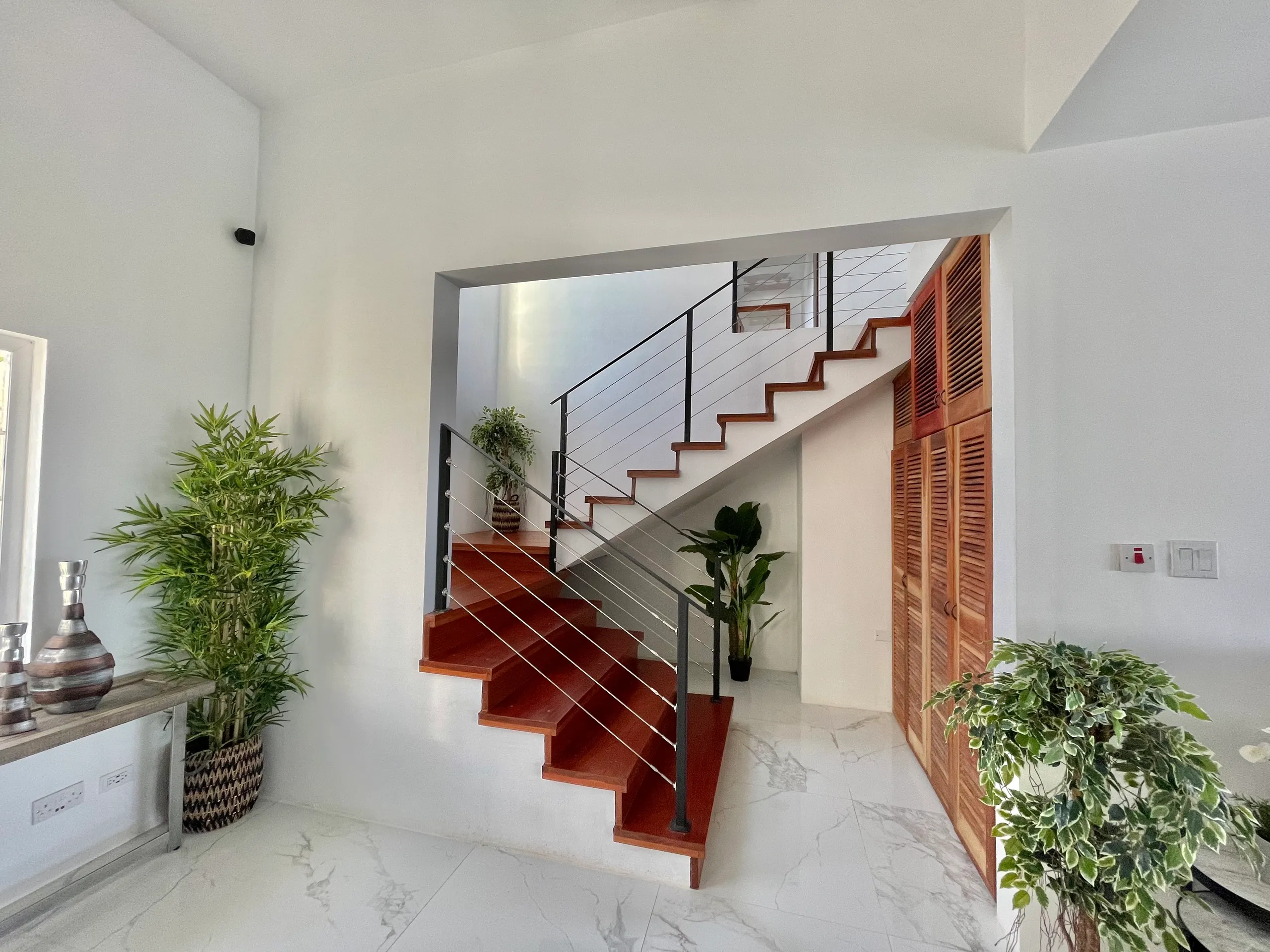 Lovely 5-Bedroom Villa in Oracabessa with Private Pool, Panoramic Sea Views and Lush Landscaped Grounds — photograph 9