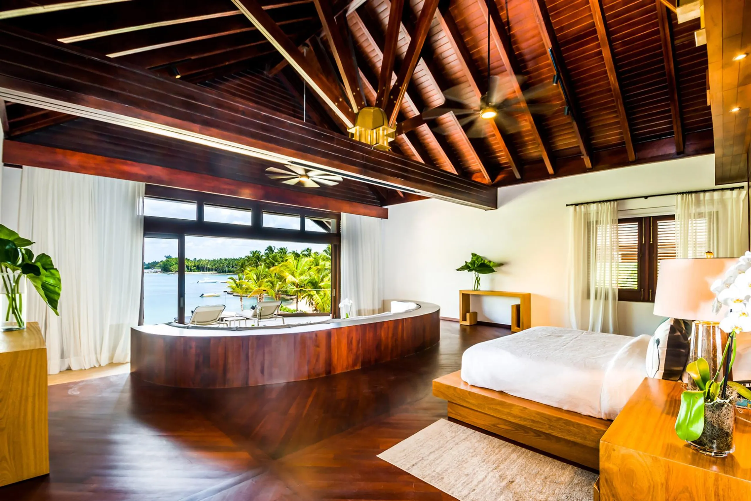 Elite Casa de Campo Sanctuary with Private Pool and Majestic Sea Views — photograph 12