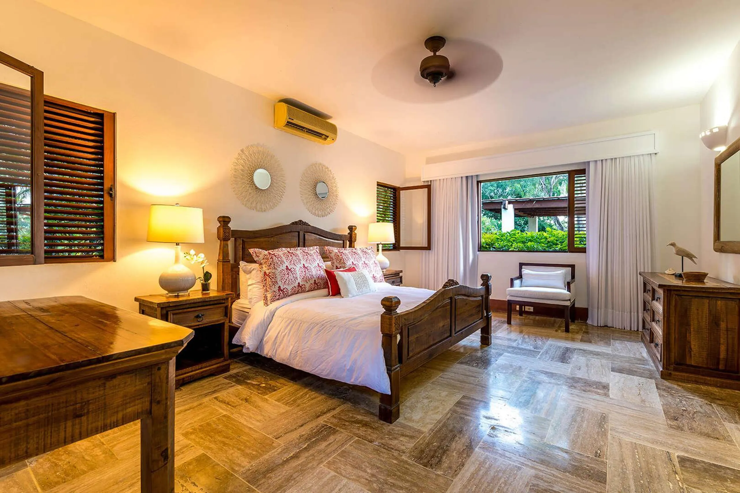 Casa de Campo's Exquisite Style Villa with Access to Minitas Beach and the Caribbean — photograph 10