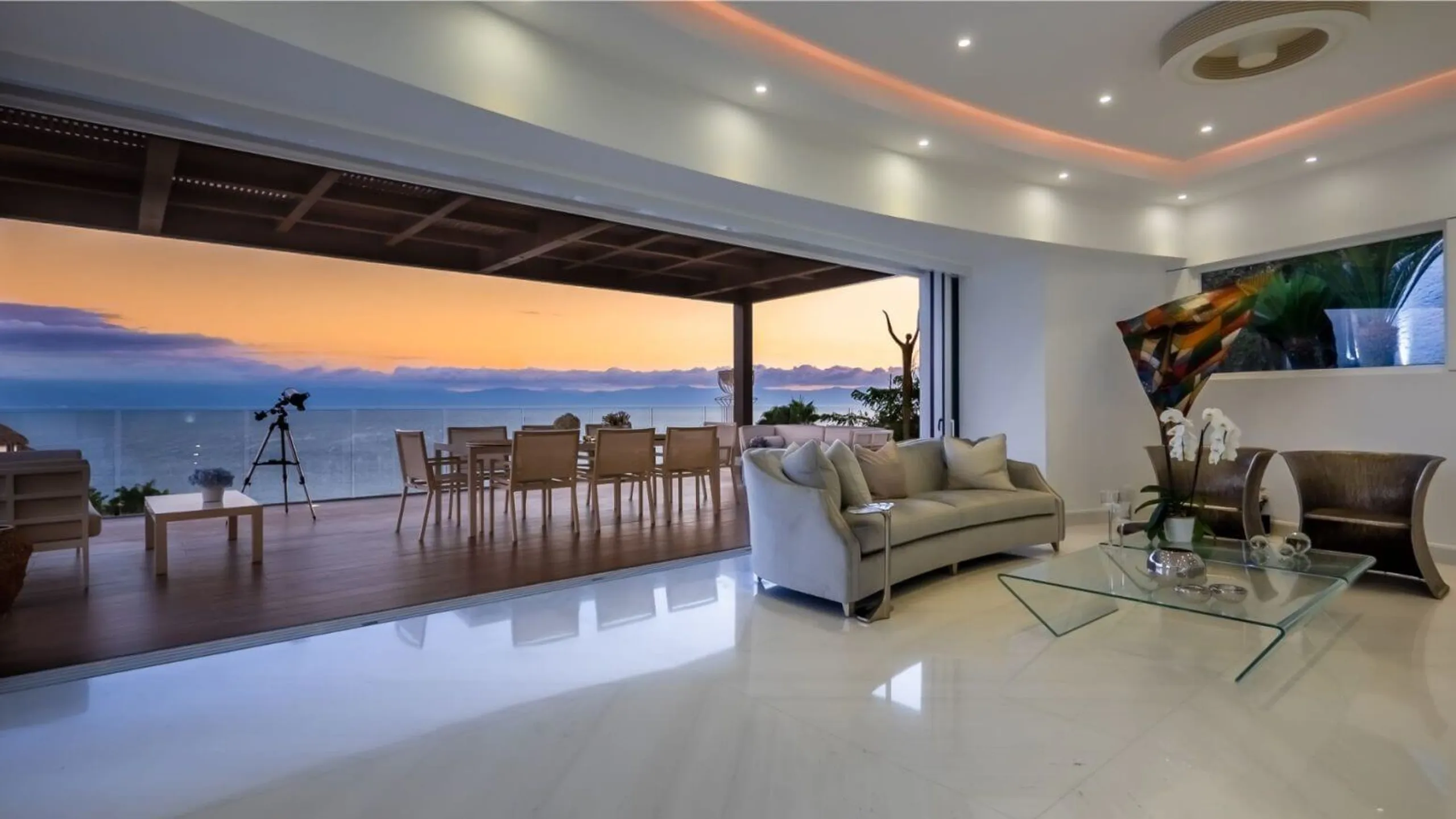 Modern Mexican Villa in Real del Mar with Infinity Pool and Ocean Views from — photograph 11
