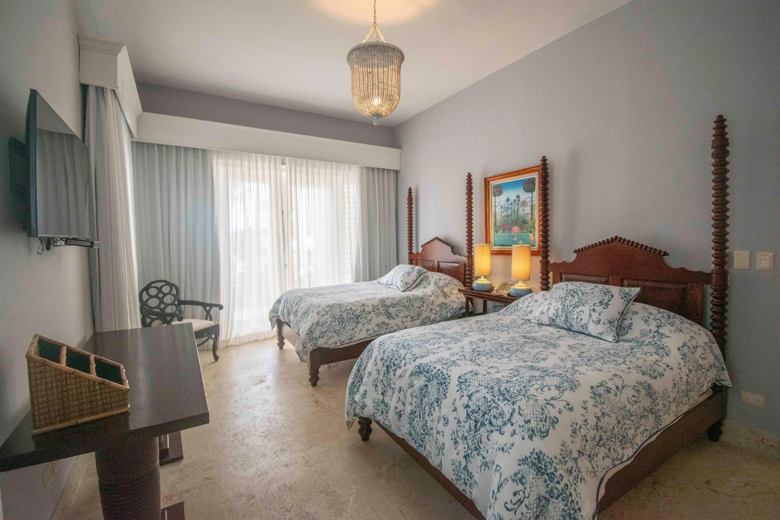 Superb Punta Cana Villa with Invigorating Pool and Ocean Views — photograph 8