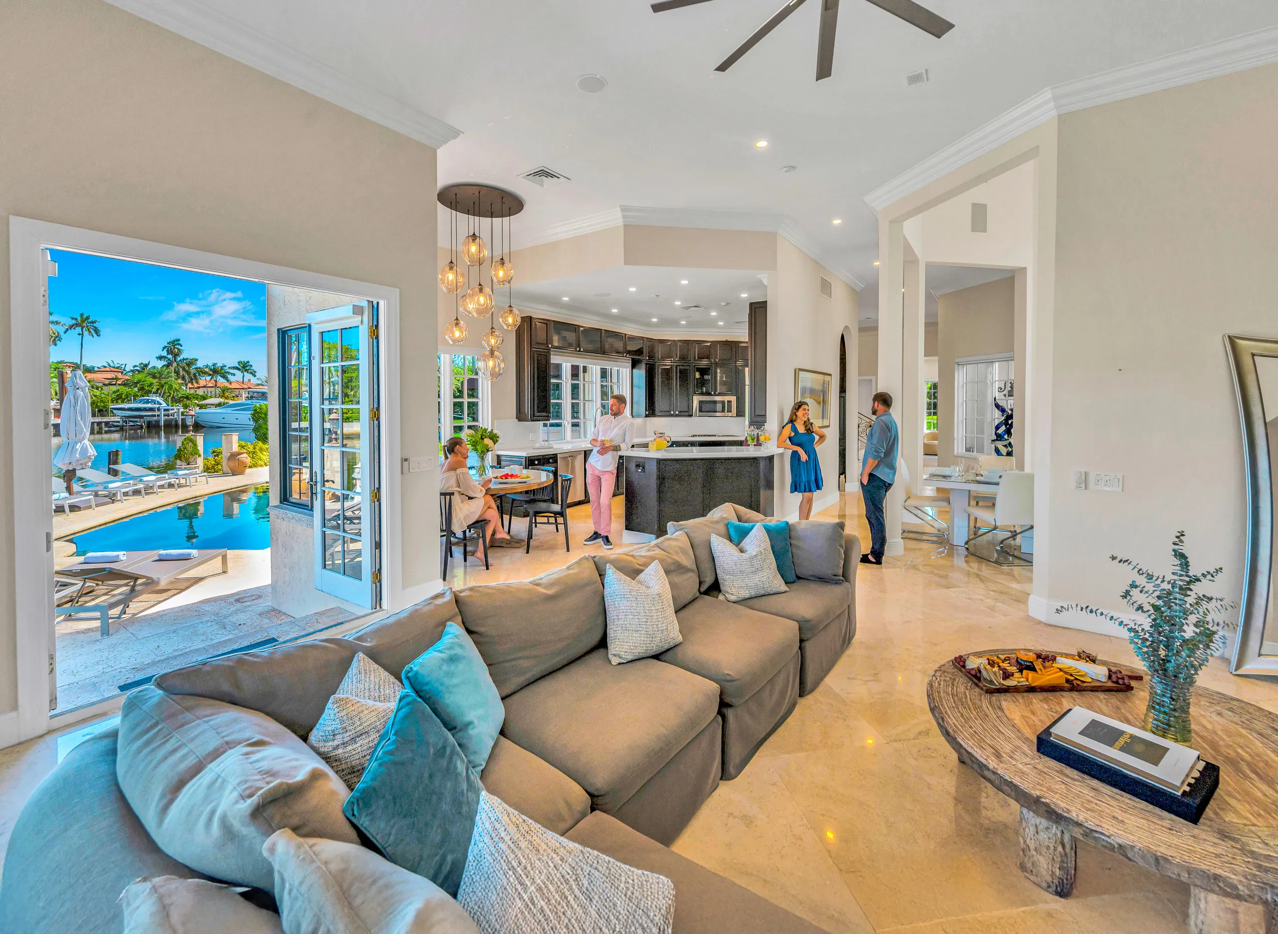 Majestic Waterfront Villa with Heated Pool, Canal View & Access — photograph 6