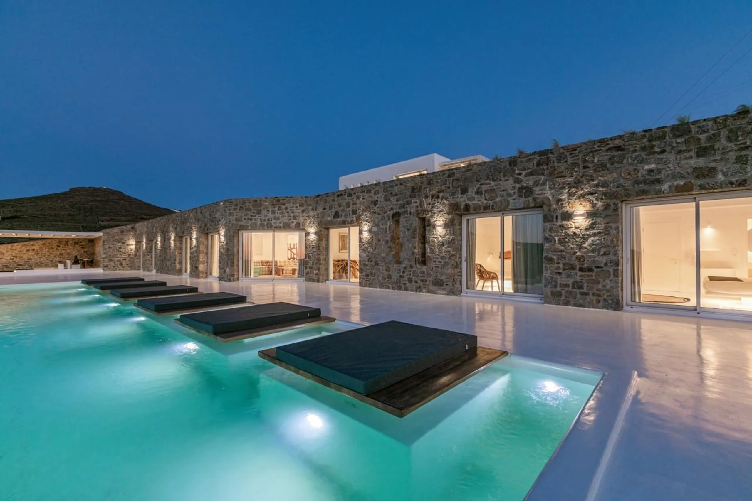 Exquisite Ftelia Villa with Invigorating Pool — photograph 5