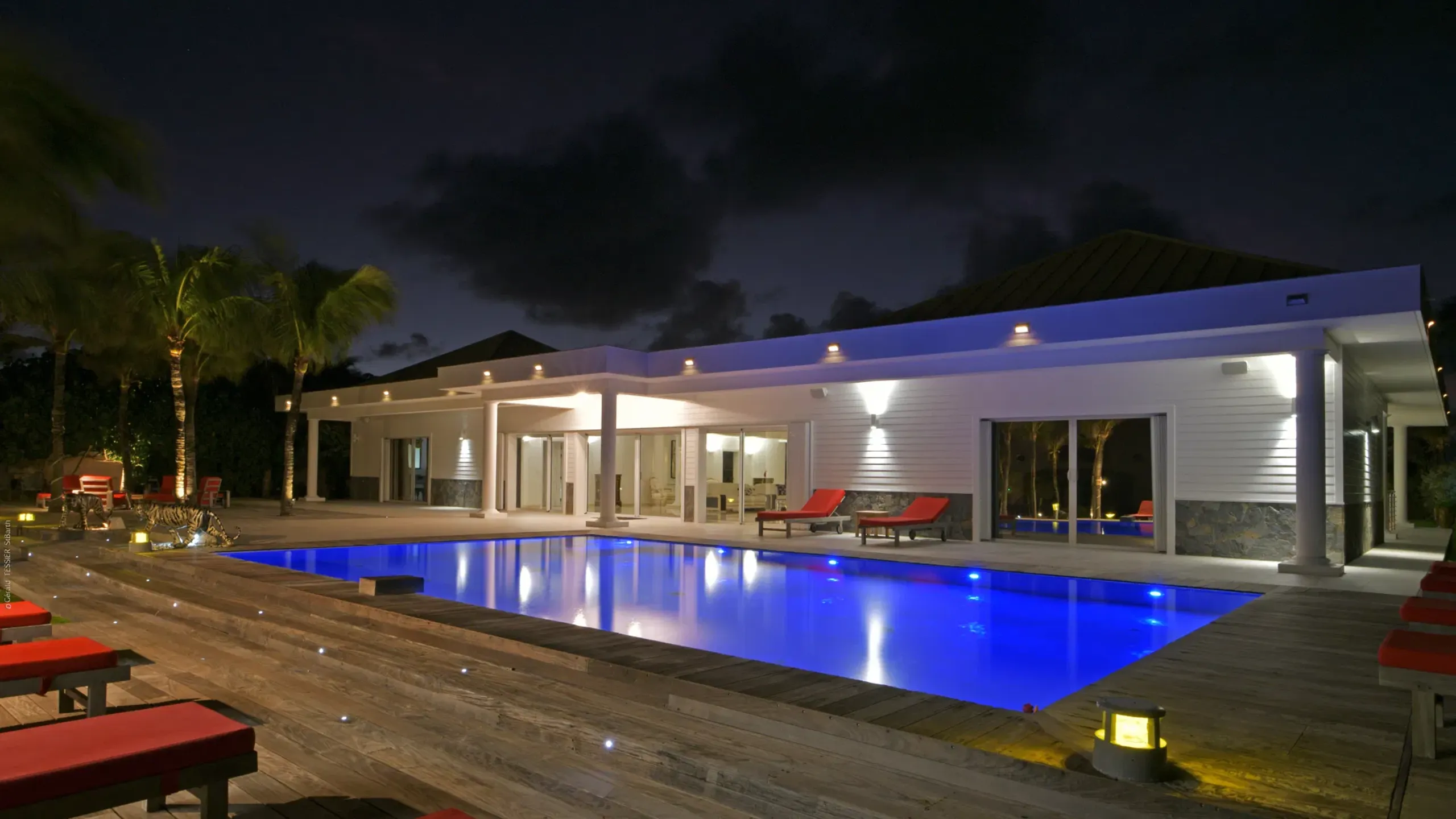 Exquisite Paradise Villa with Private Pool and Fitness Center — photograph 6
