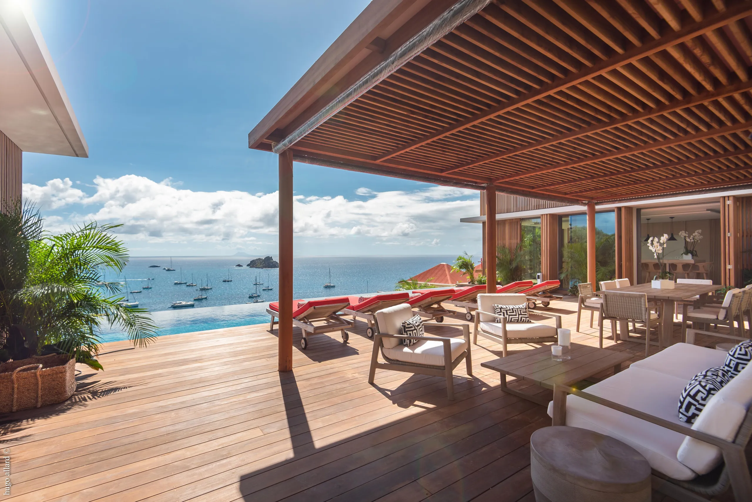 Glorious Oceanview Villa with Infinity Pool and Fitness Room — photograph 6