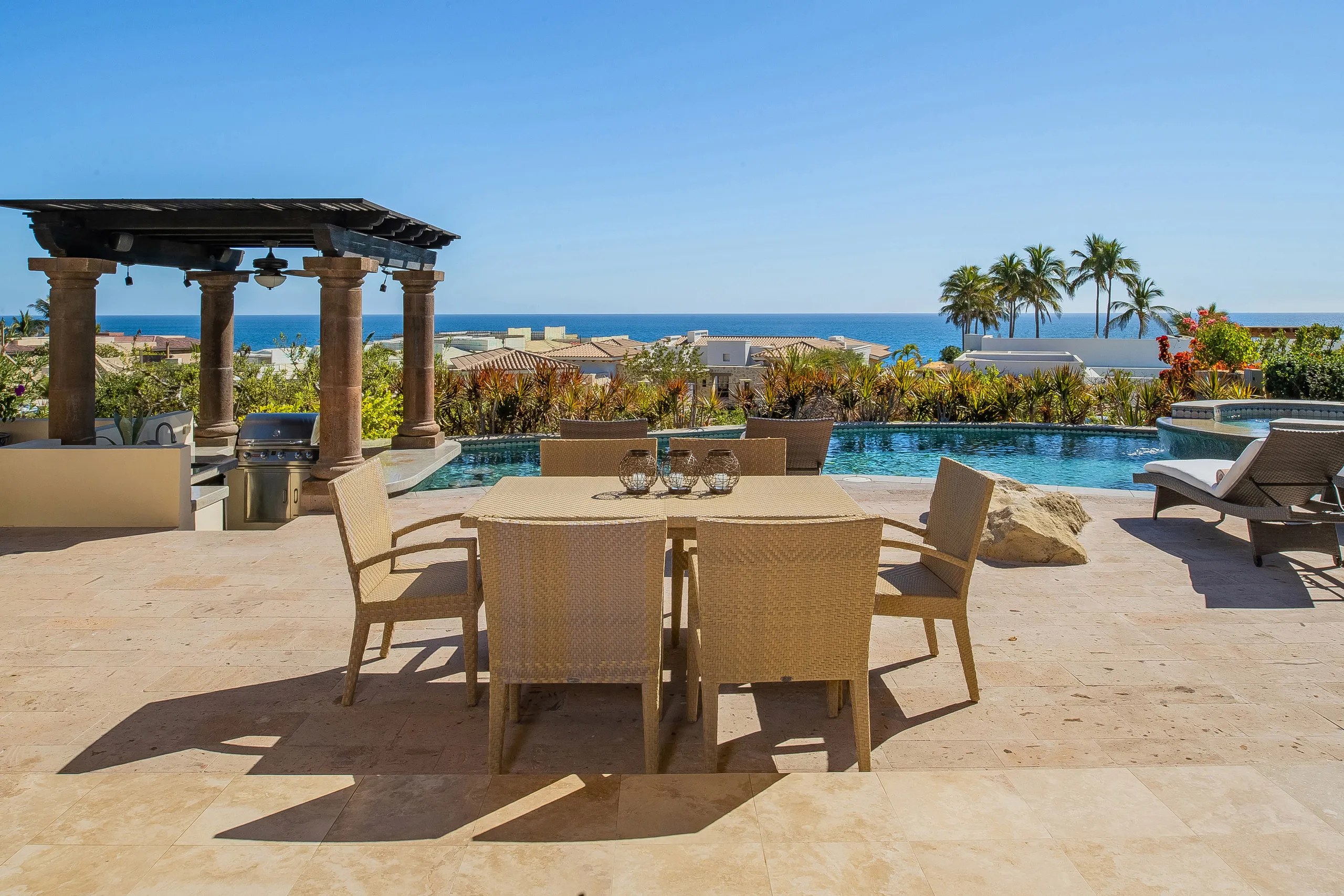 Hacienda Style Luxury with Private Pool and Sea of Cortez Views — photograph 10
