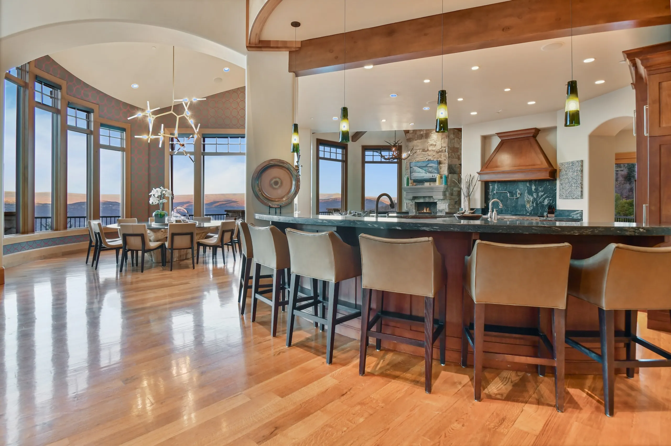 Modern Mountain Villa with Theater, Designer Interiors with Direct Ski Access — photograph 8