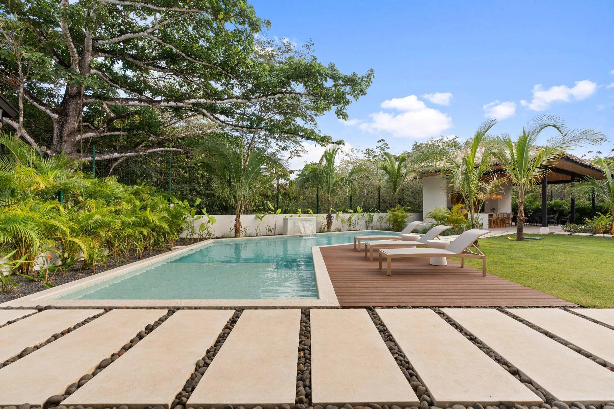 Luxurious 17-Suite Villa in Hacienda Pinilla with Private Pools — photograph 7