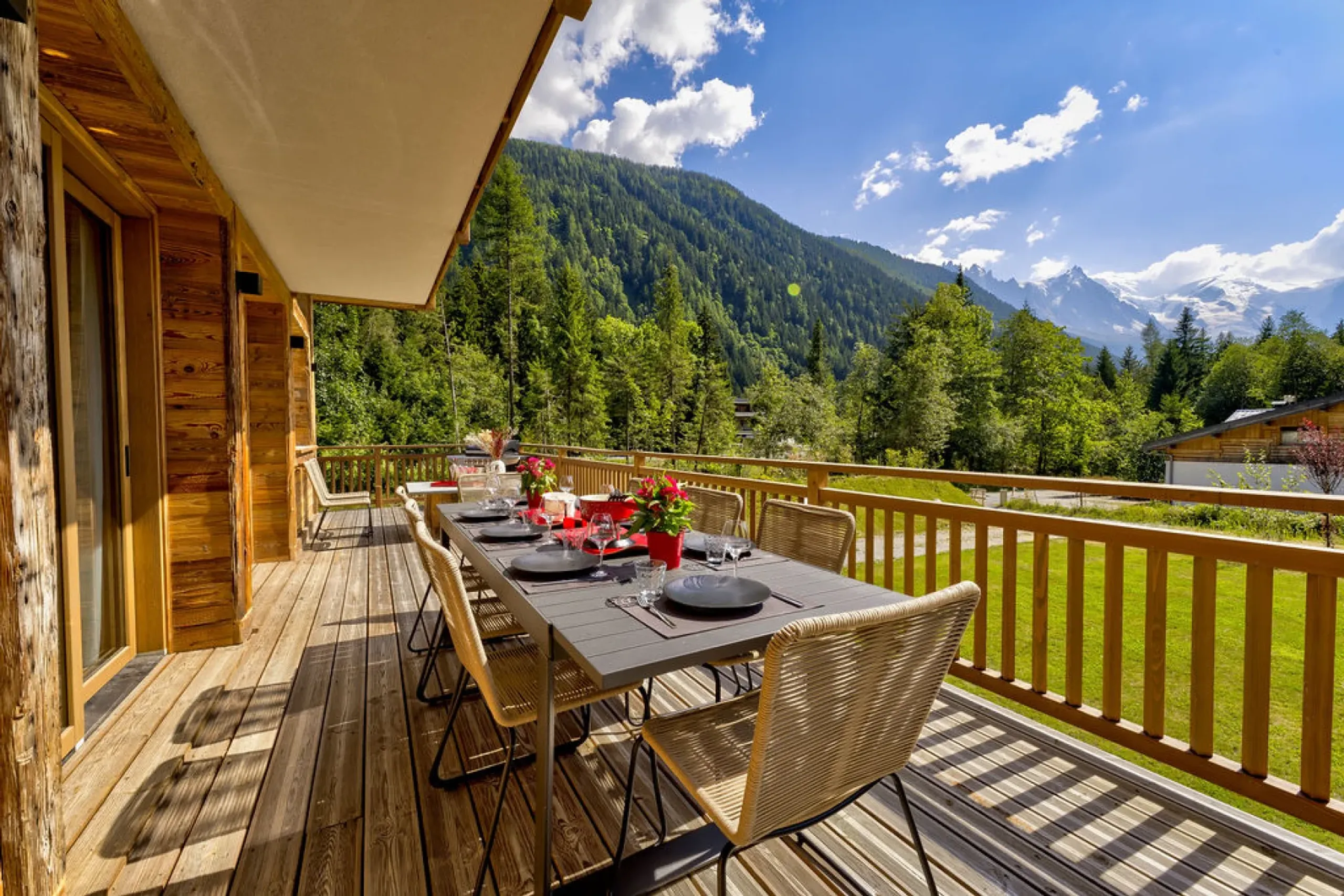 Brand New Argentière Chalet with Spa, Pool, & Mont-Blanc Views — photograph 5