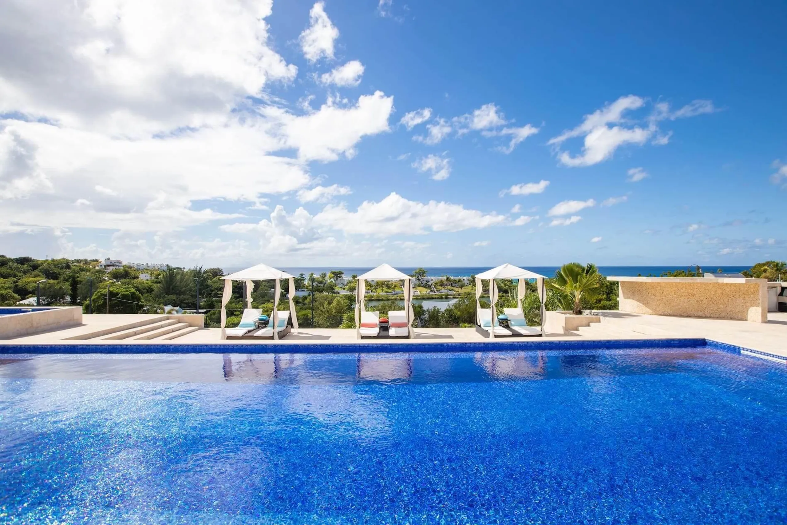Luxe Retreat Villa with Private Pool, Tennis and Unmatched Views of Caribbean Sea — photograph 6