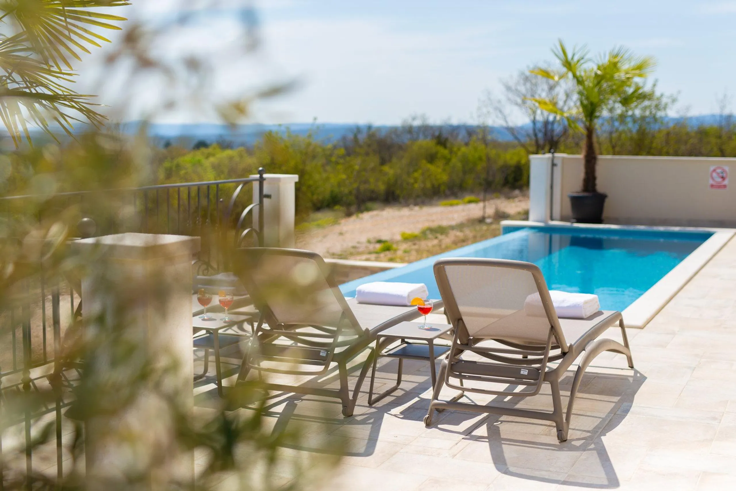 Light-filled Villa Haven with Infinity Pool on Krk Island — photograph 9