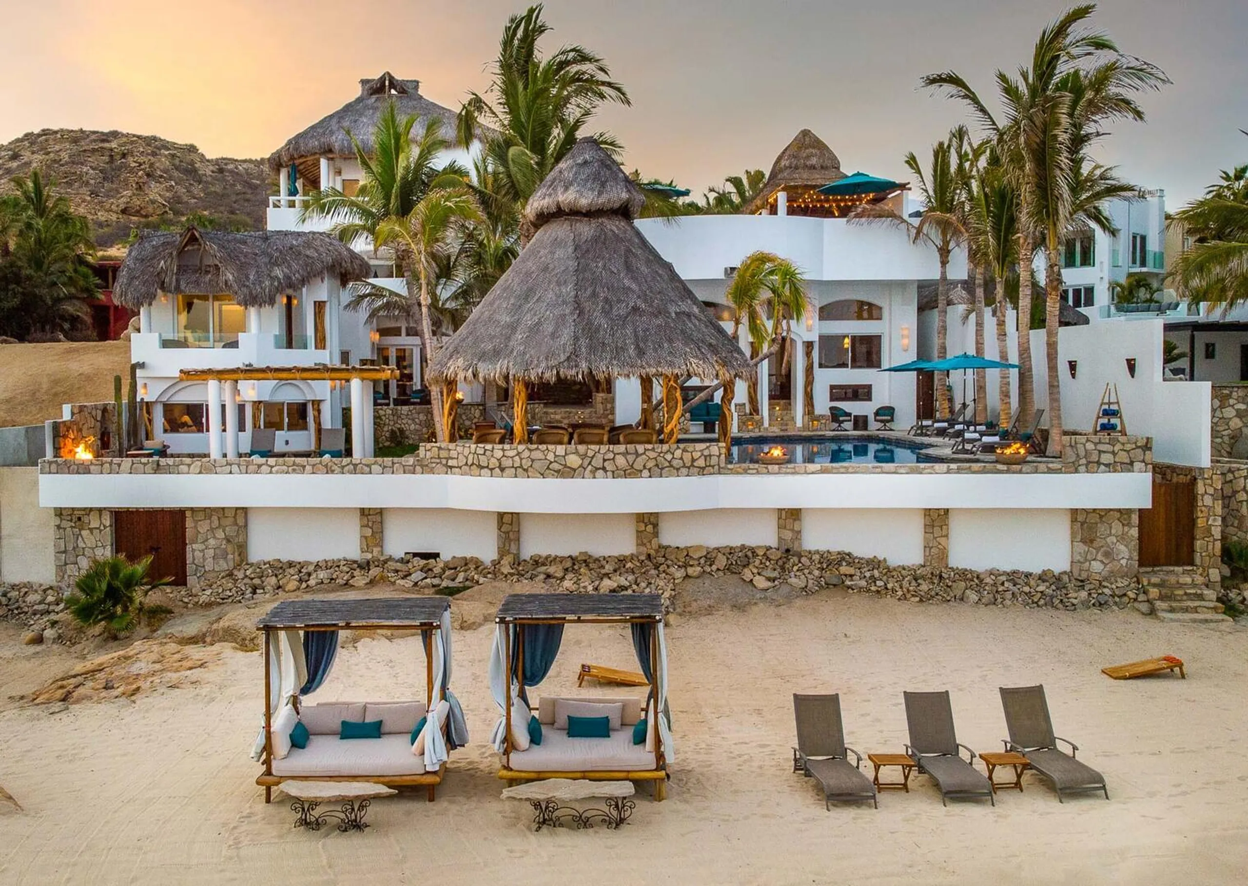 Light-filled Beachfront Haven with Private Heated Pool, San Jose Del Cabo
