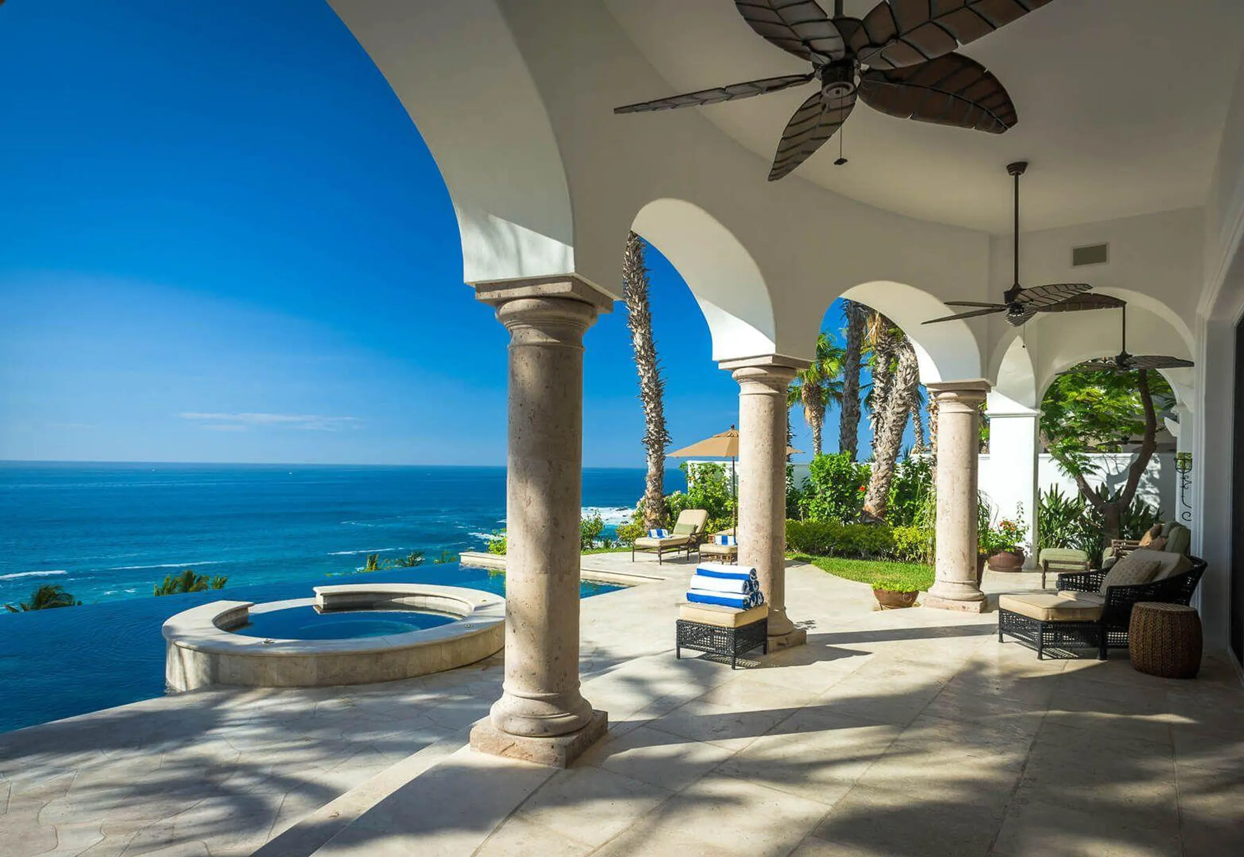 Upscale Villas Del Mar Estate with Infinity Pool and Ocean Views, Villas Del Mar