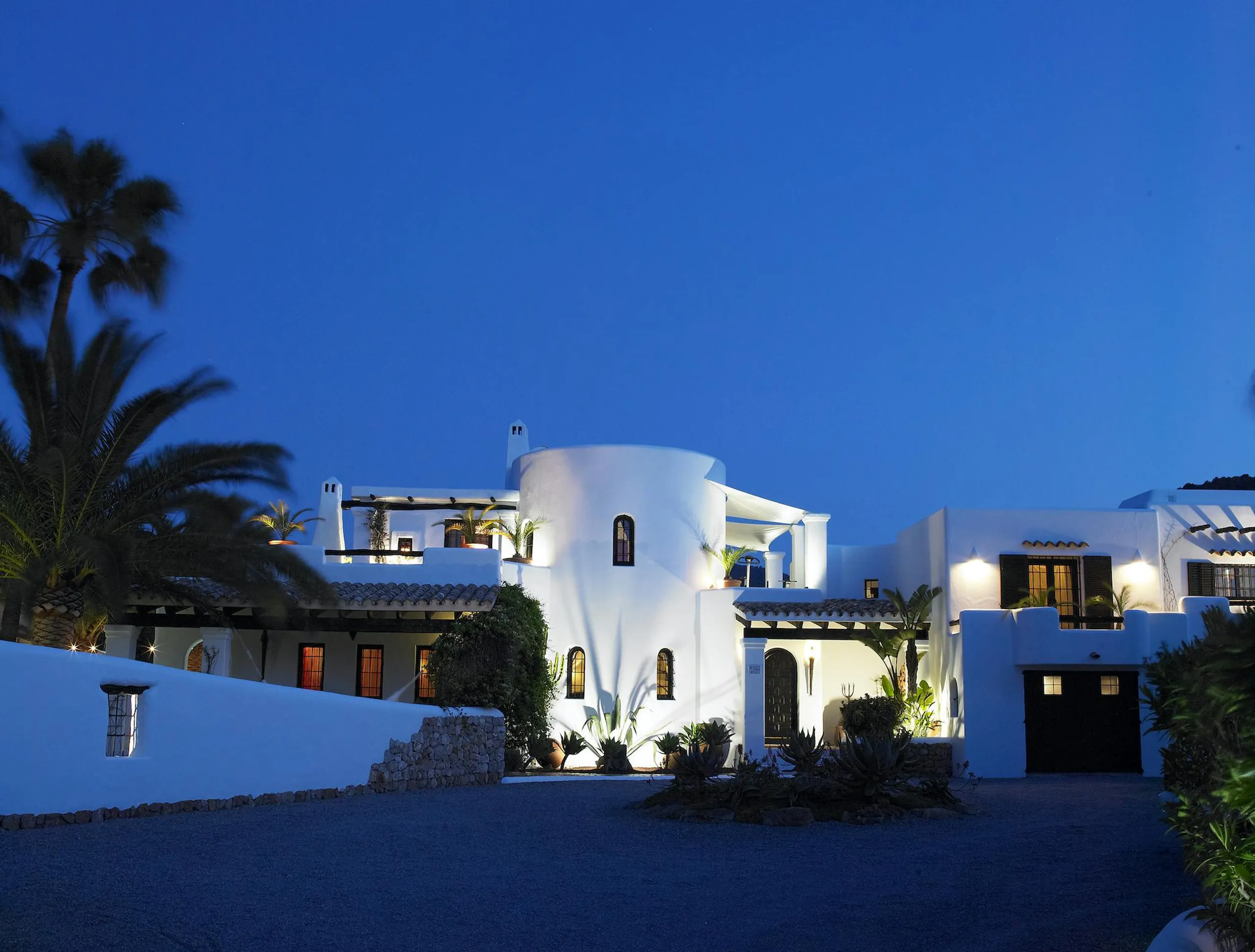 Contemporary Paradise Retreat in Ibiza with Private Pool and Soccer Field, Balearic Islands