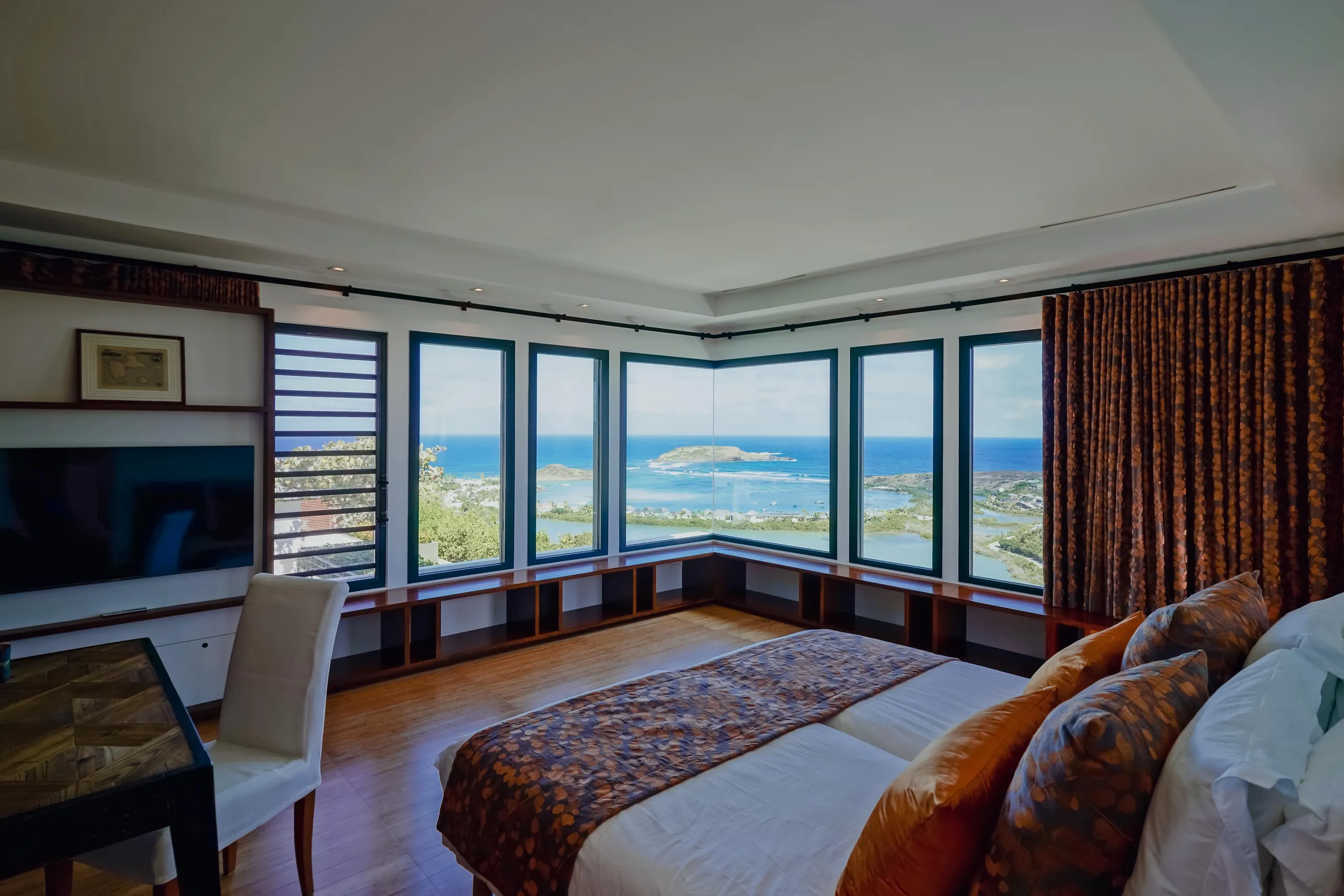Elegant Oceanview Villa with Private Pool and Gazebo — photograph 11
