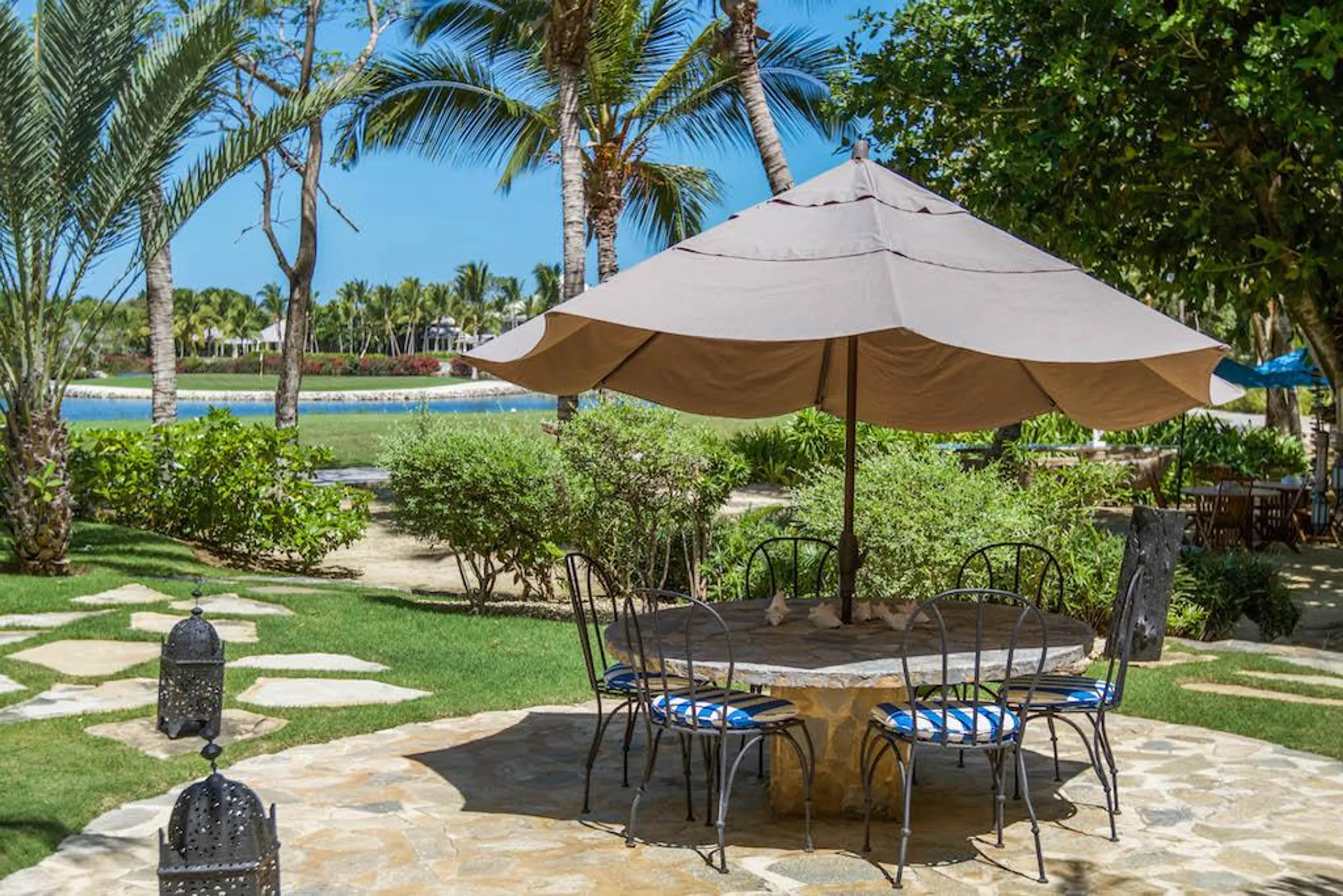 Magnificent Punta Cana Reteat with Private Pool and Jacuzzi — photograph 4