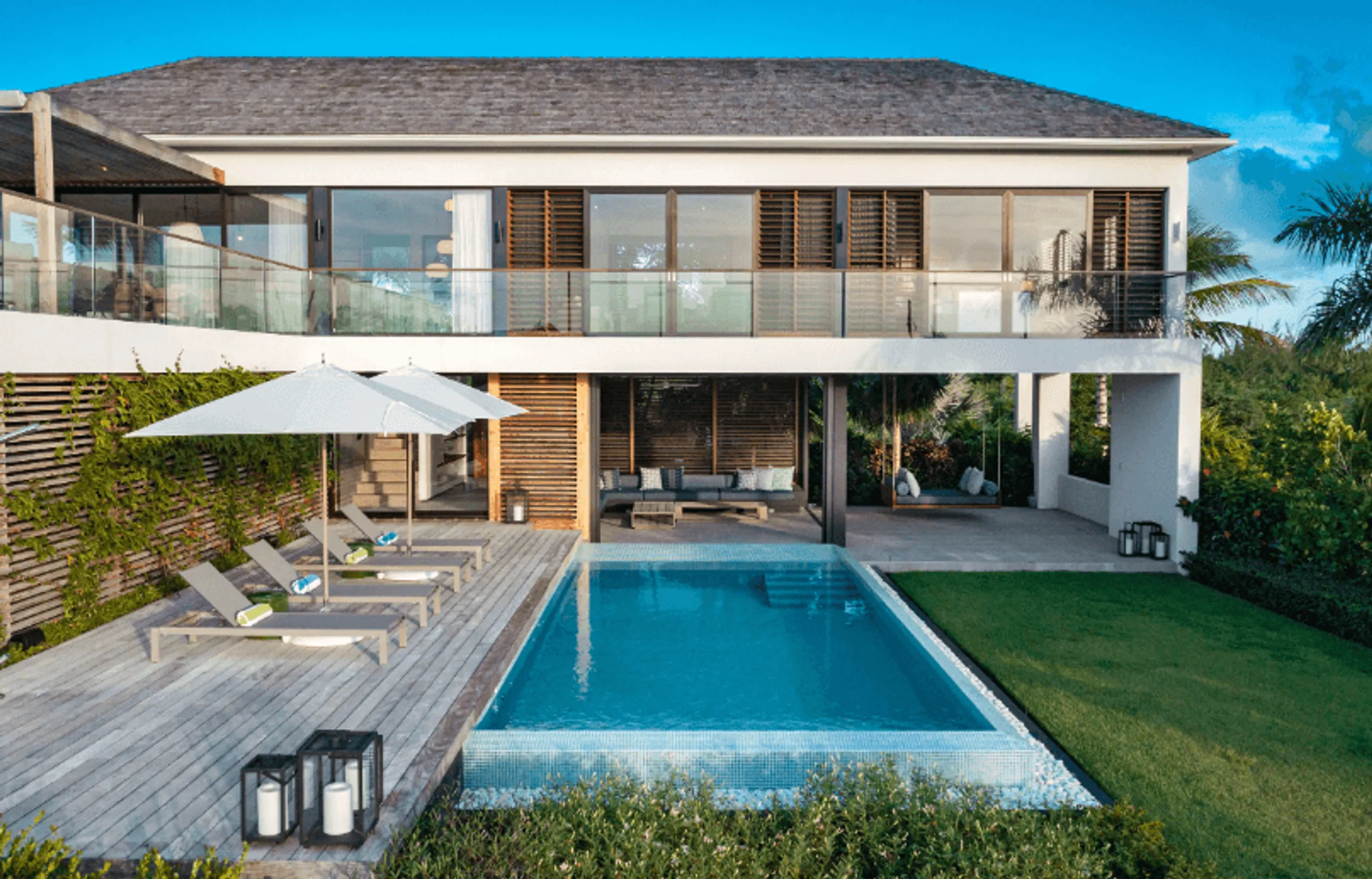 Modern Contemporary Luxury Villa with Infinity Edge Pool — photograph 5
