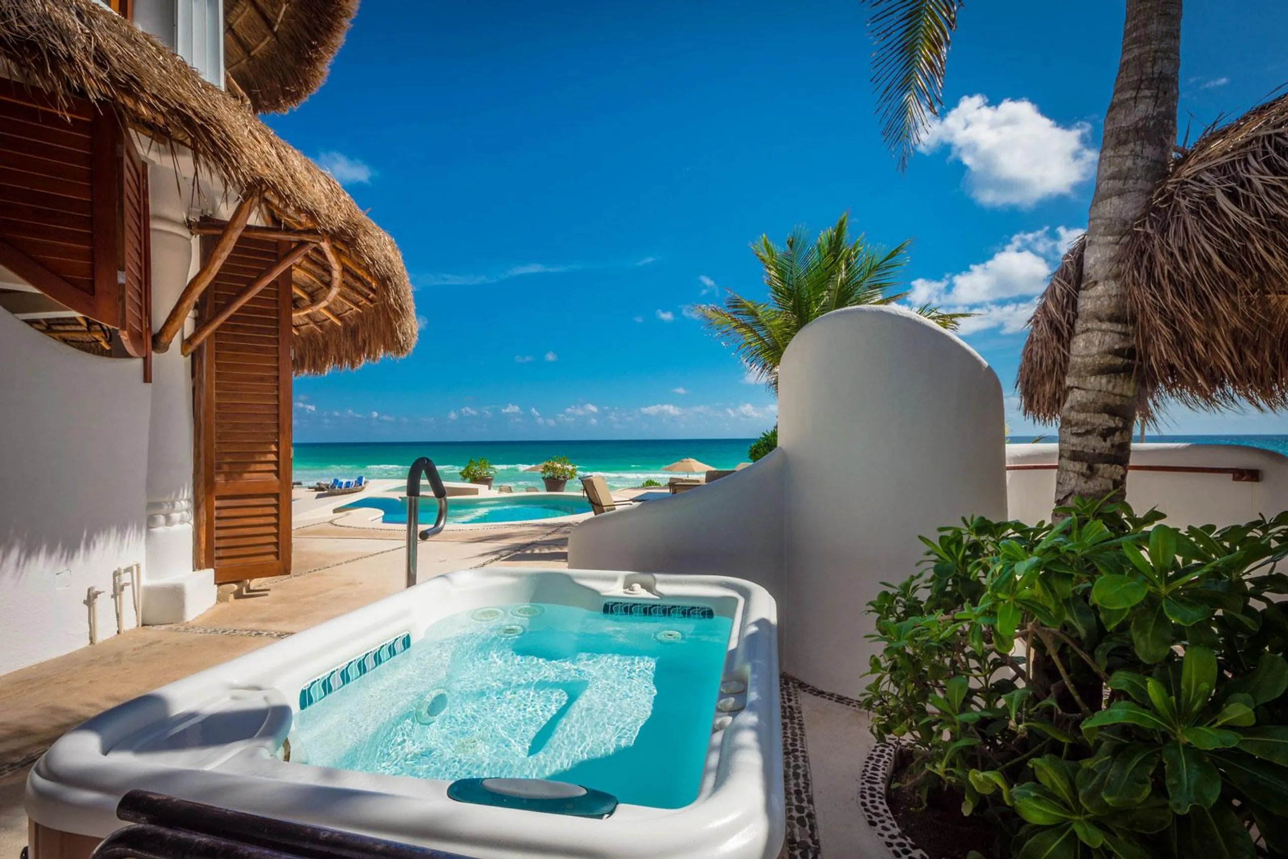 Mayan Riviera Retreat Villa with Pool and Private Beach — photograph 3