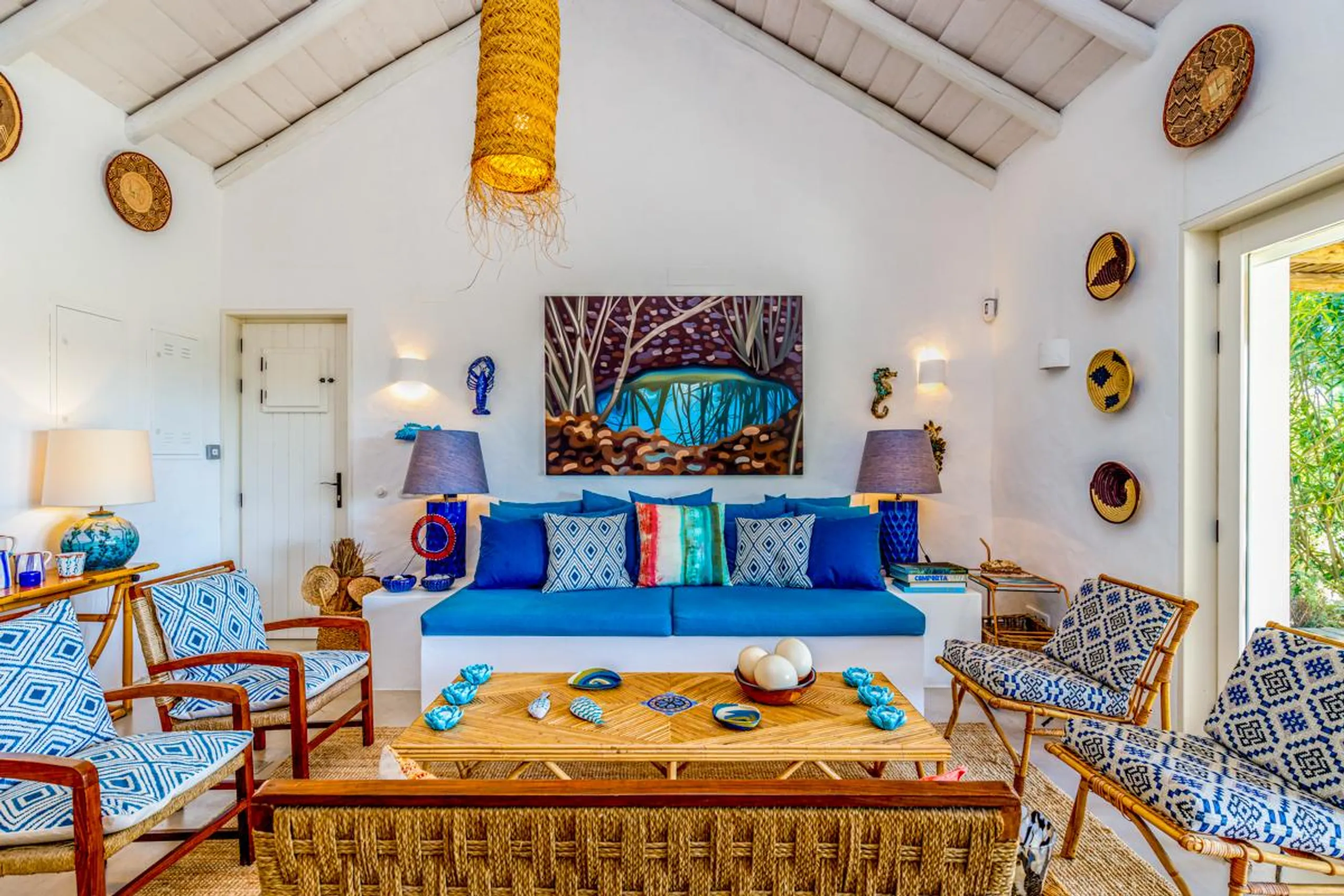 Deluxe Bohemian Villa with Pool and Private Terrace — photograph 12