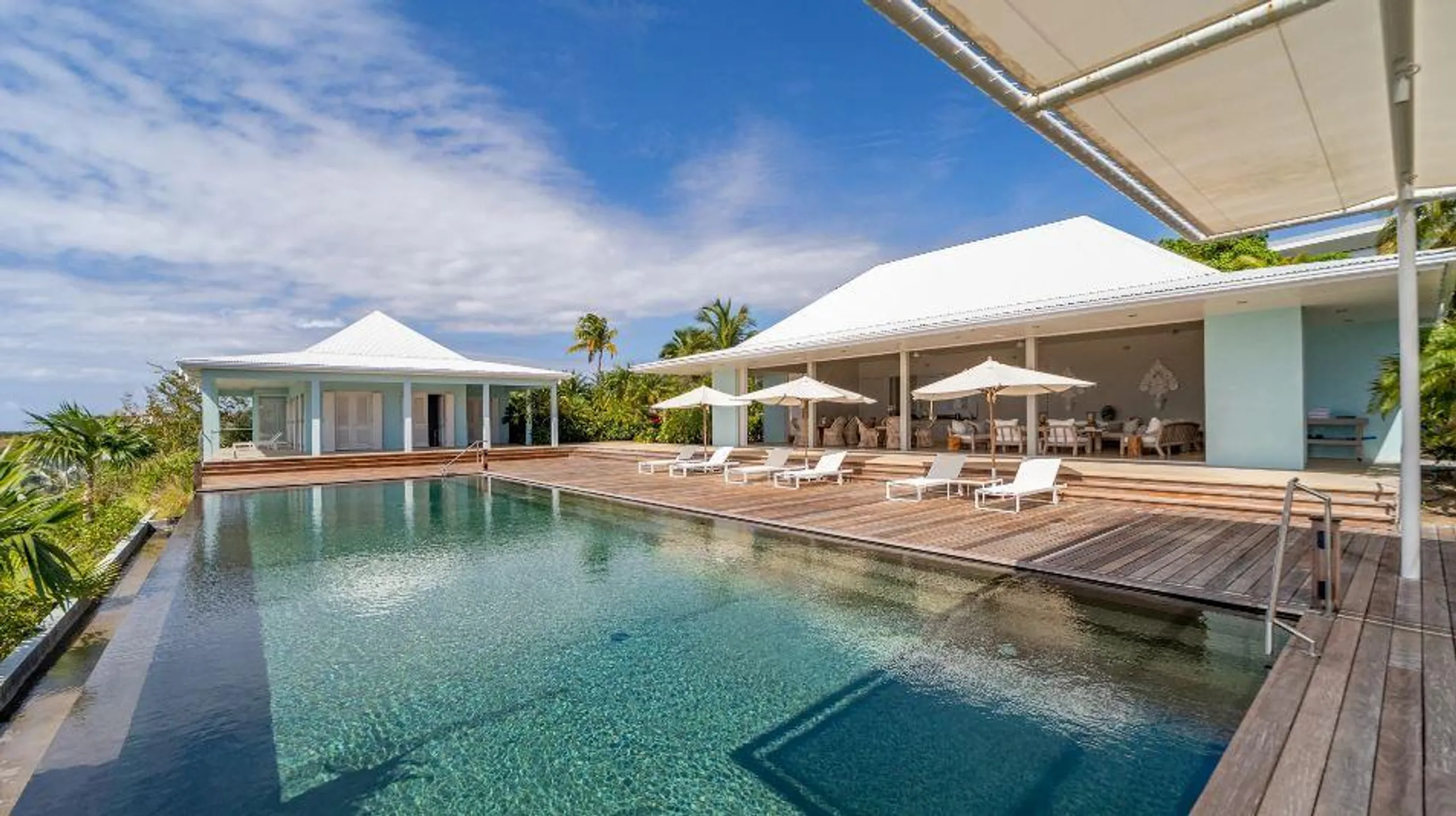 Gleaming Secluded Garden Villa in St. Barts with Private Pool and Ocean Views — photograph 8