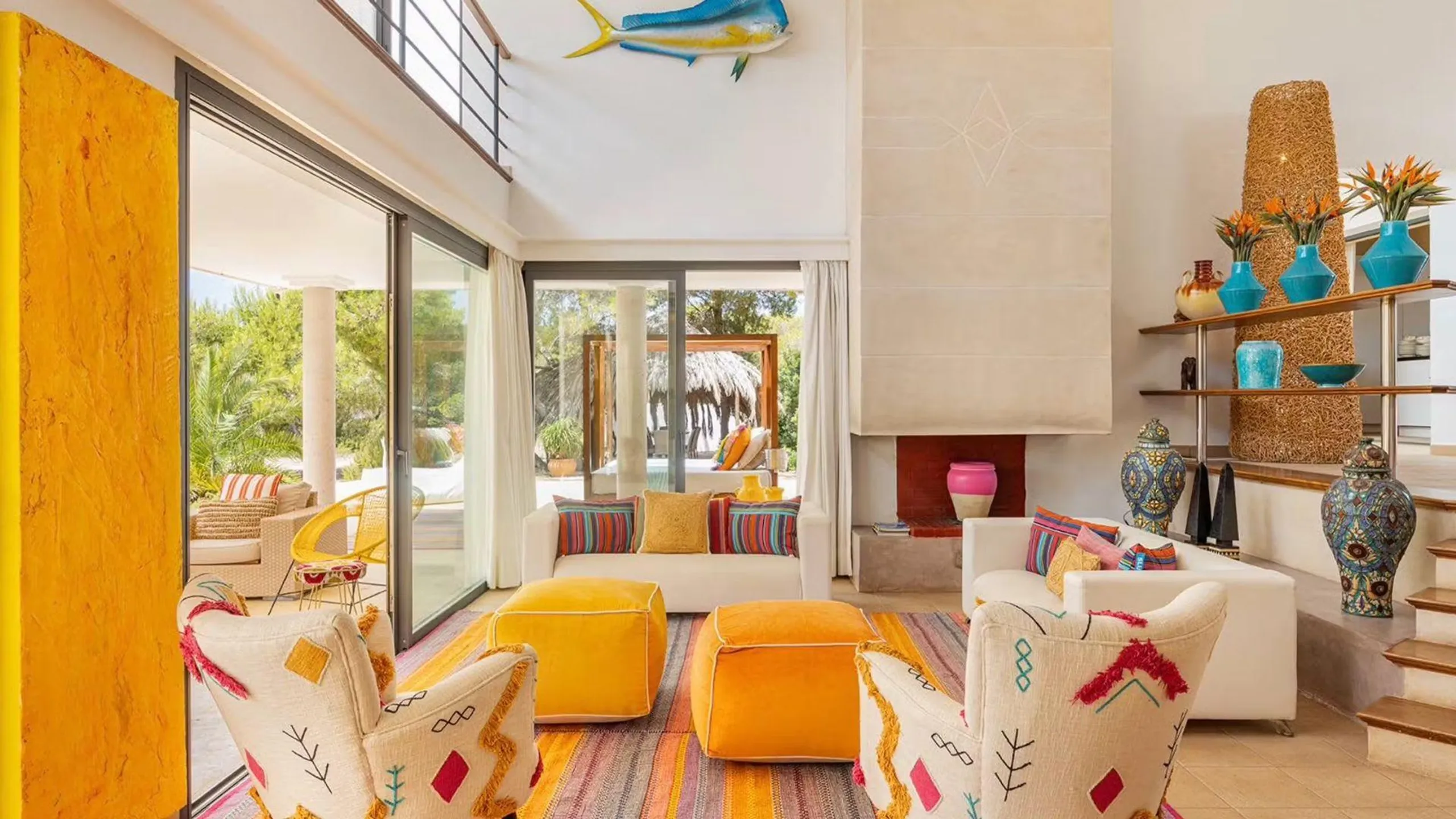 Sun-Kissed Formentera Villa with Private Pool, Palm Gardens & Beach Access — photograph 12