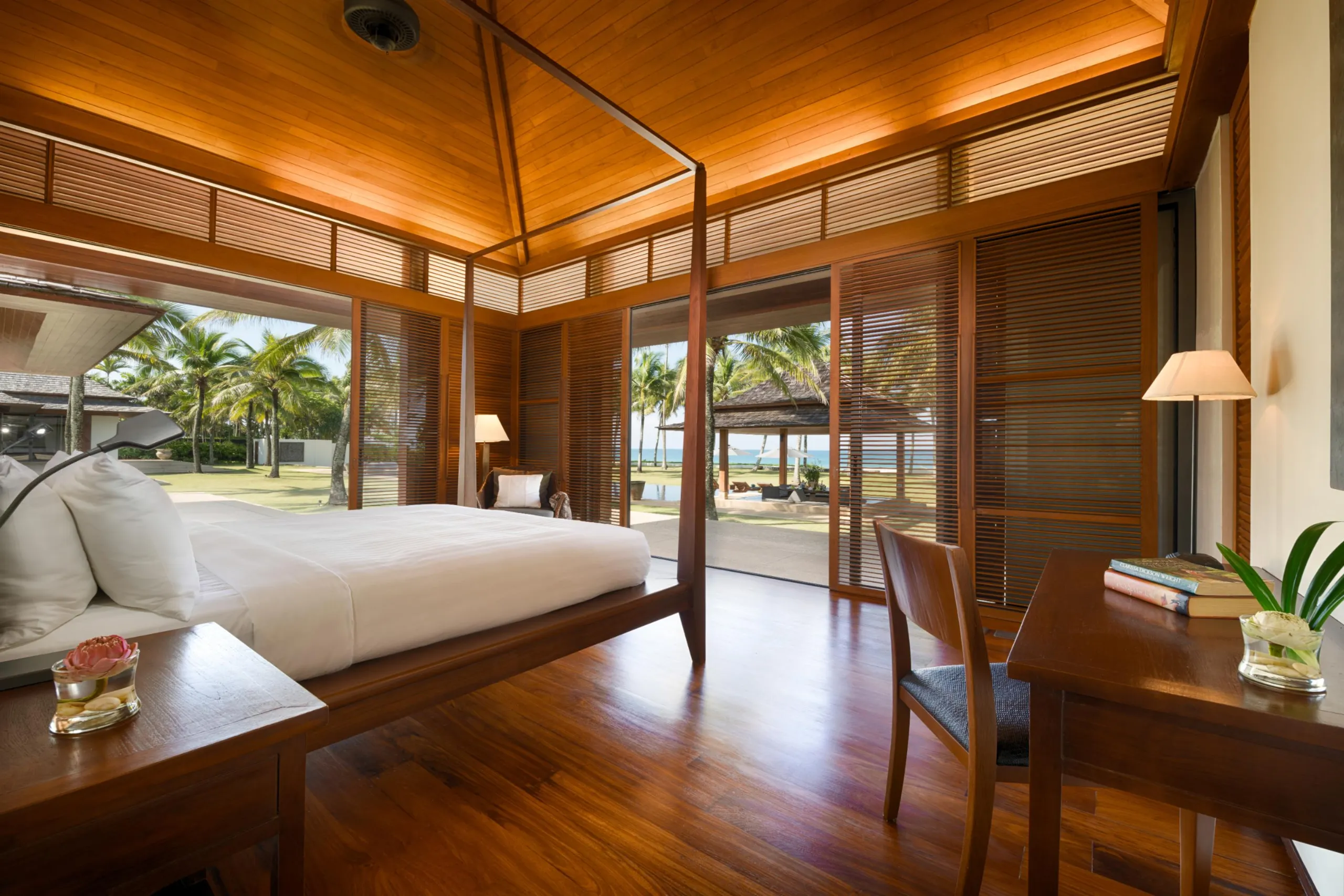 Prestige 7BR Oasis with Thai-inspired pavilions, 25 meter Pool and Garden Views — photograph 7