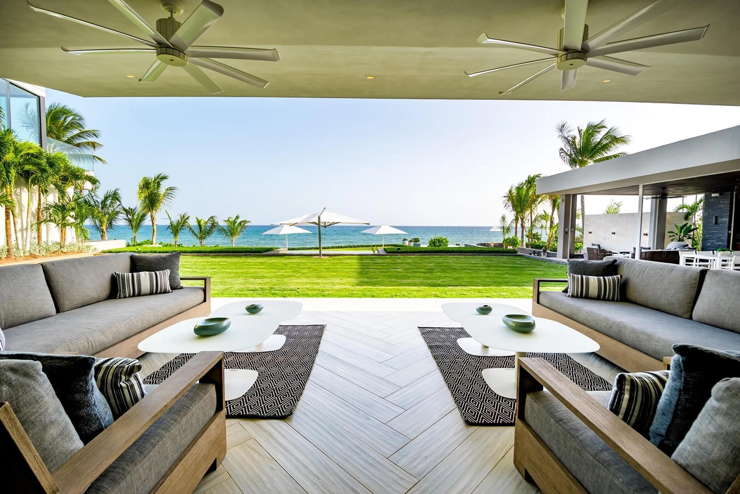 Casa de Campo's Modern Masterpiece Villa with Stunning View of the Ocean — photograph 7