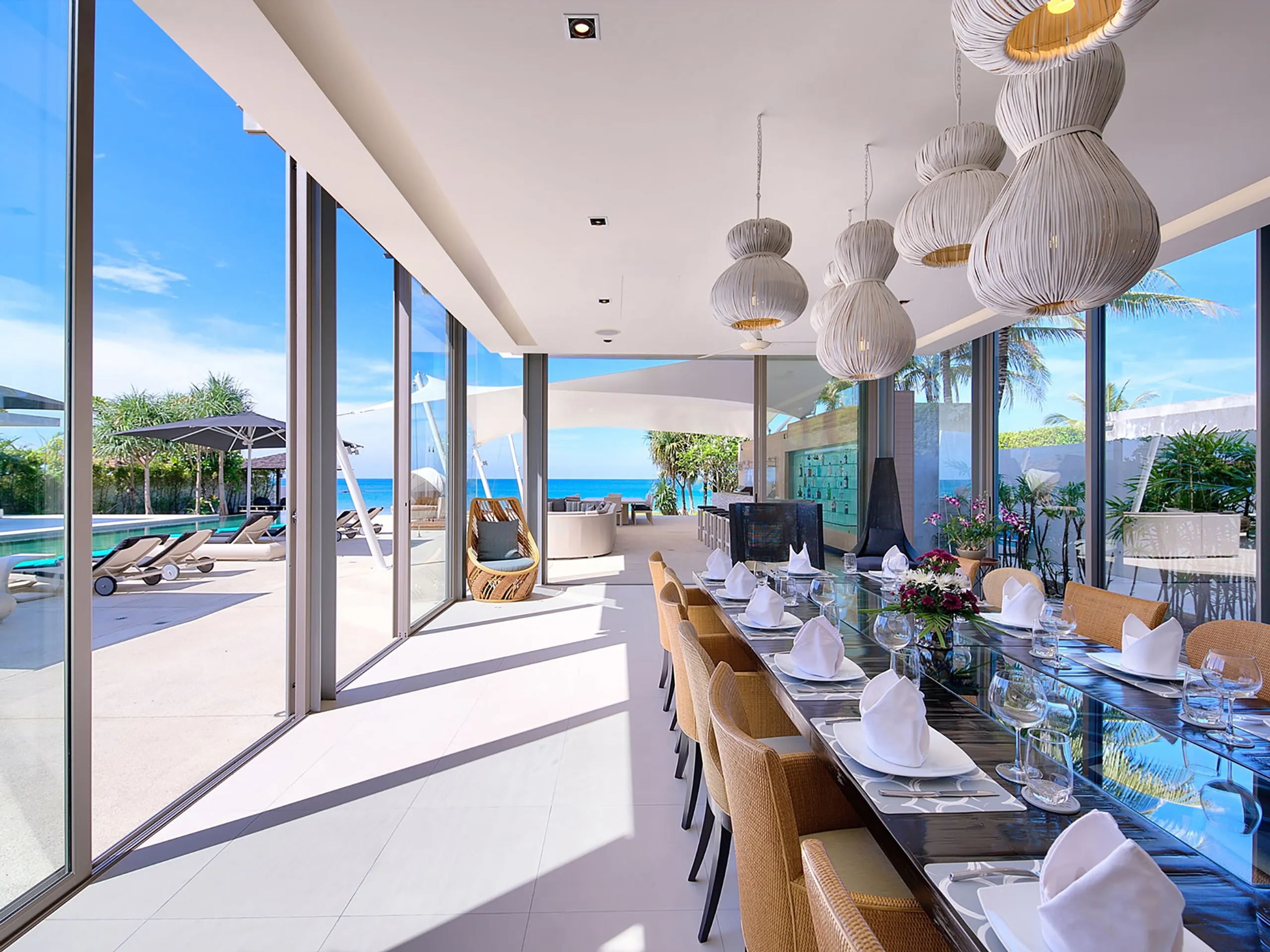 Pristine Tropical Retreat with Ocean Views — photograph 5