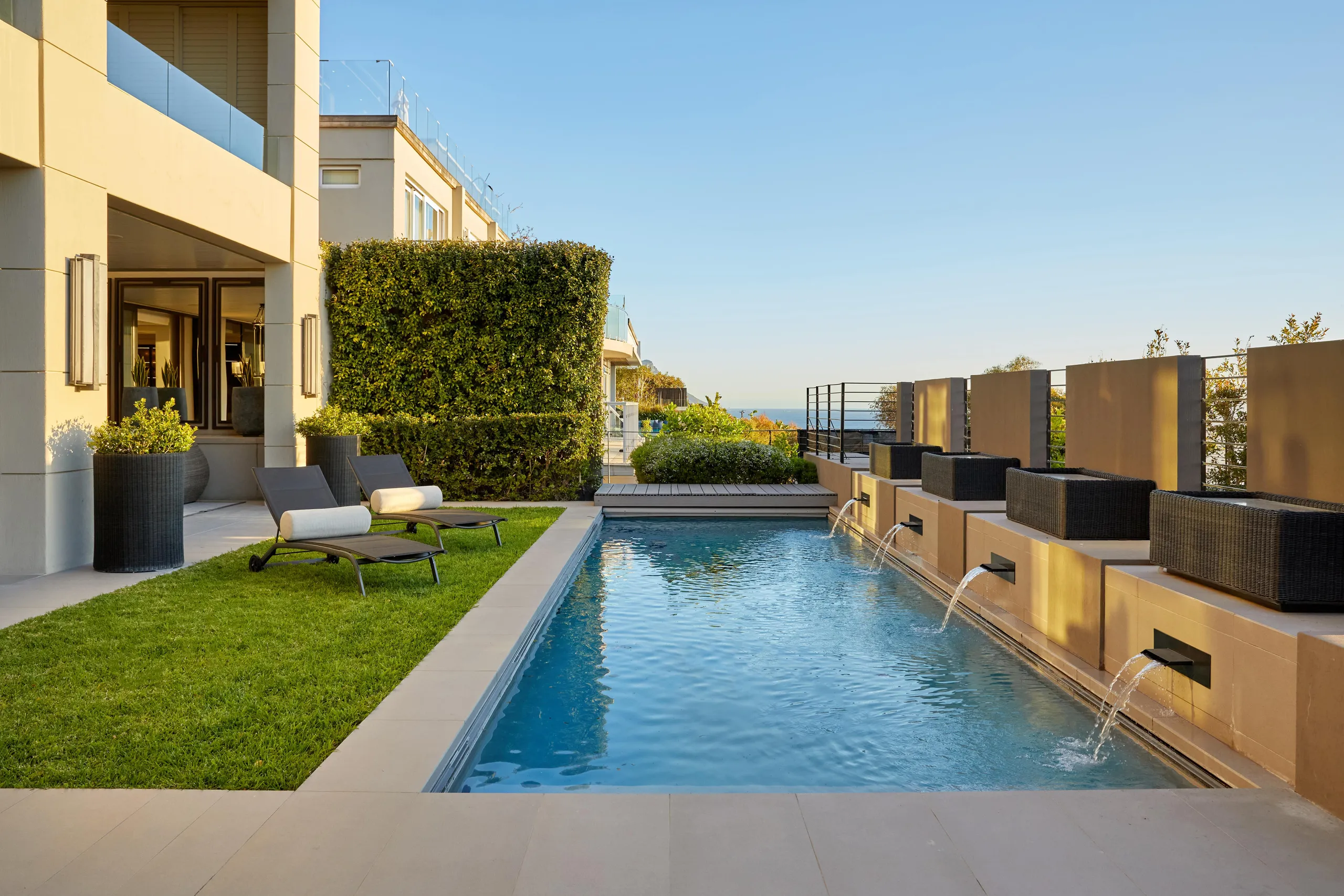Luxurious Bantry Bay Villa with Private Pool and Atlantic View, Cape Town