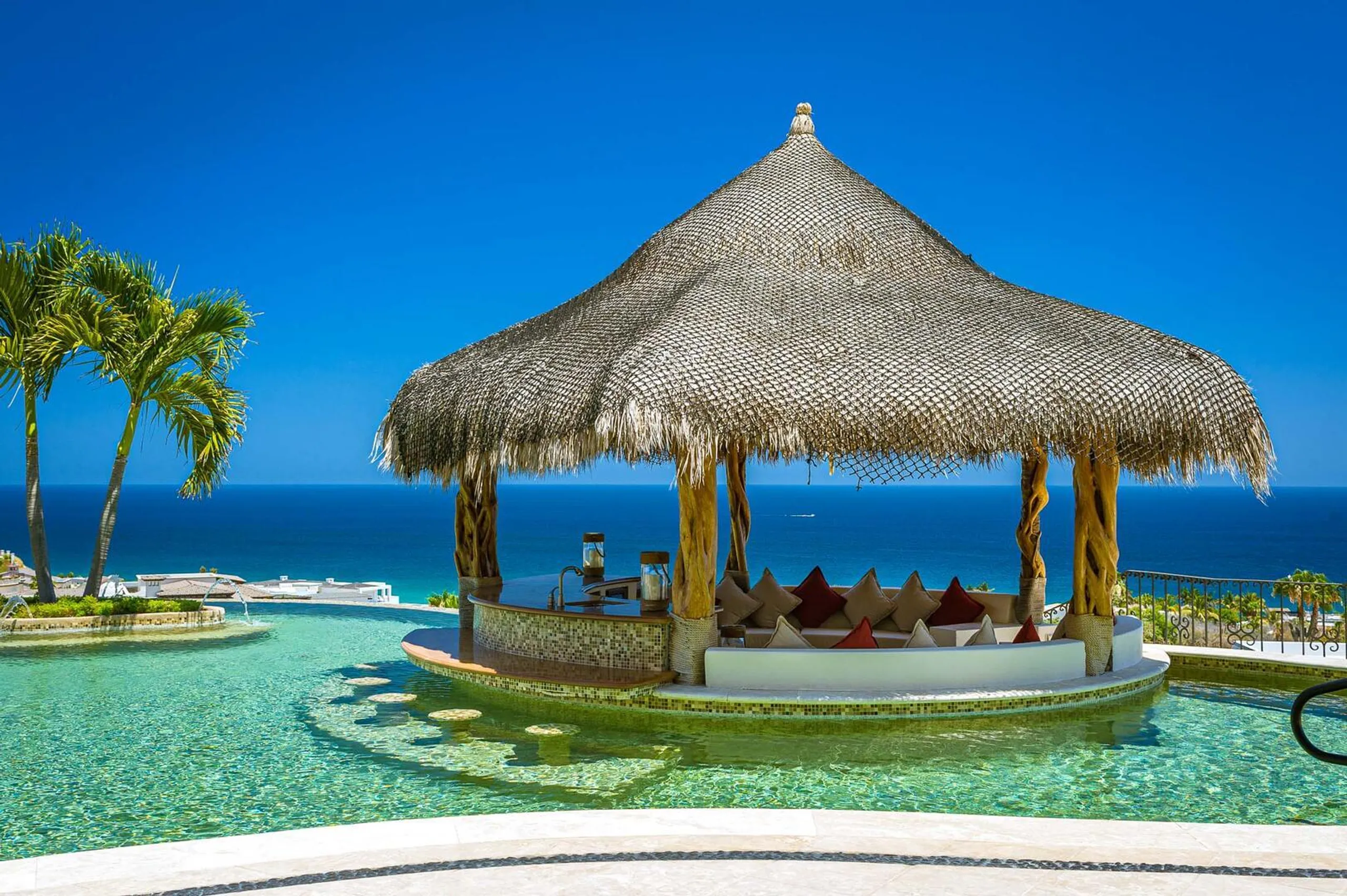 Upscale Villa with Infinity Pool, Resort-like Amenities and Panoramic Ocean Views in Fundadores — photograph 8