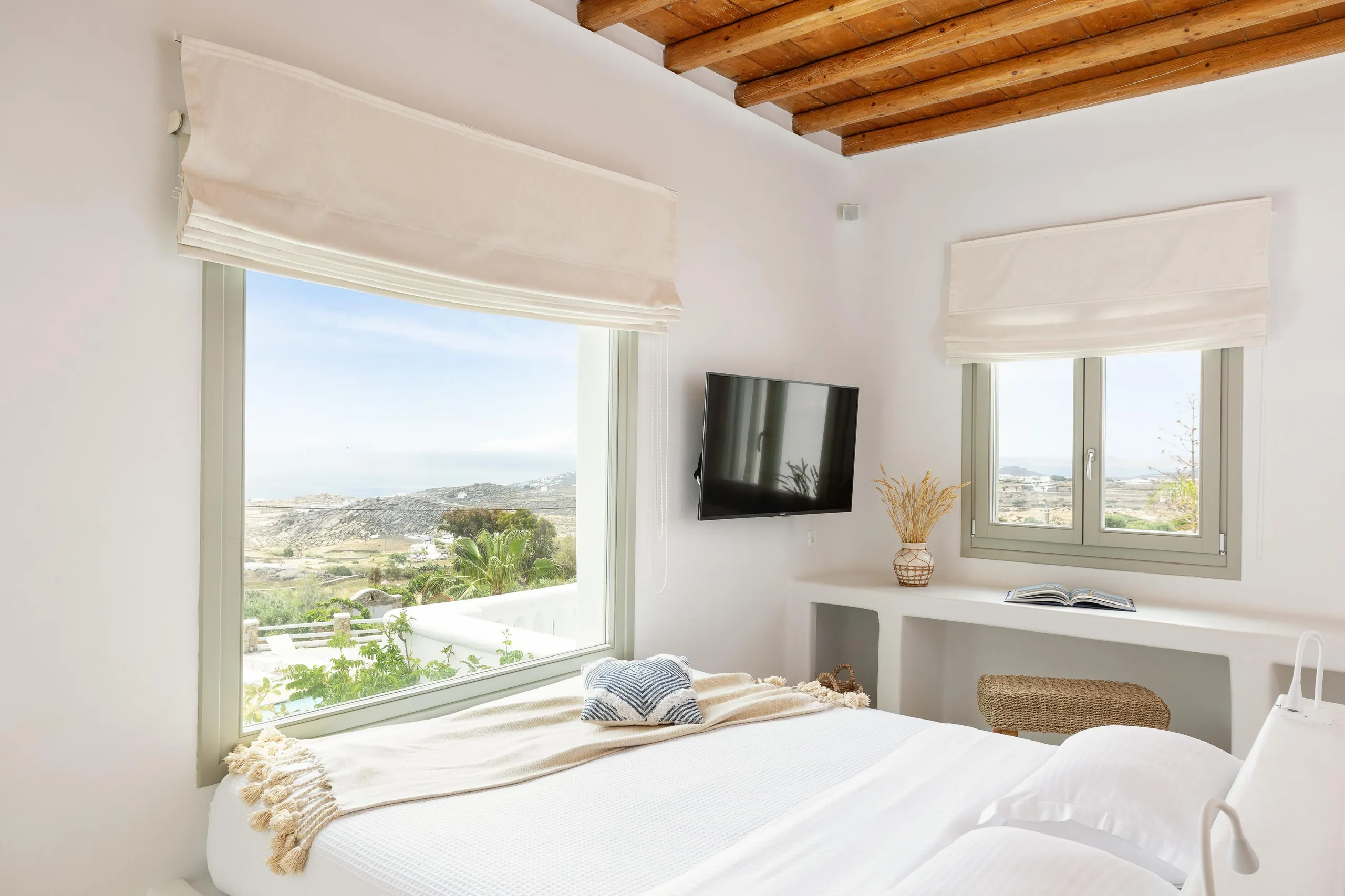 Superb 5-Star Villa with Private Pool and Smart-House Technology on Mykonos — photograph 12