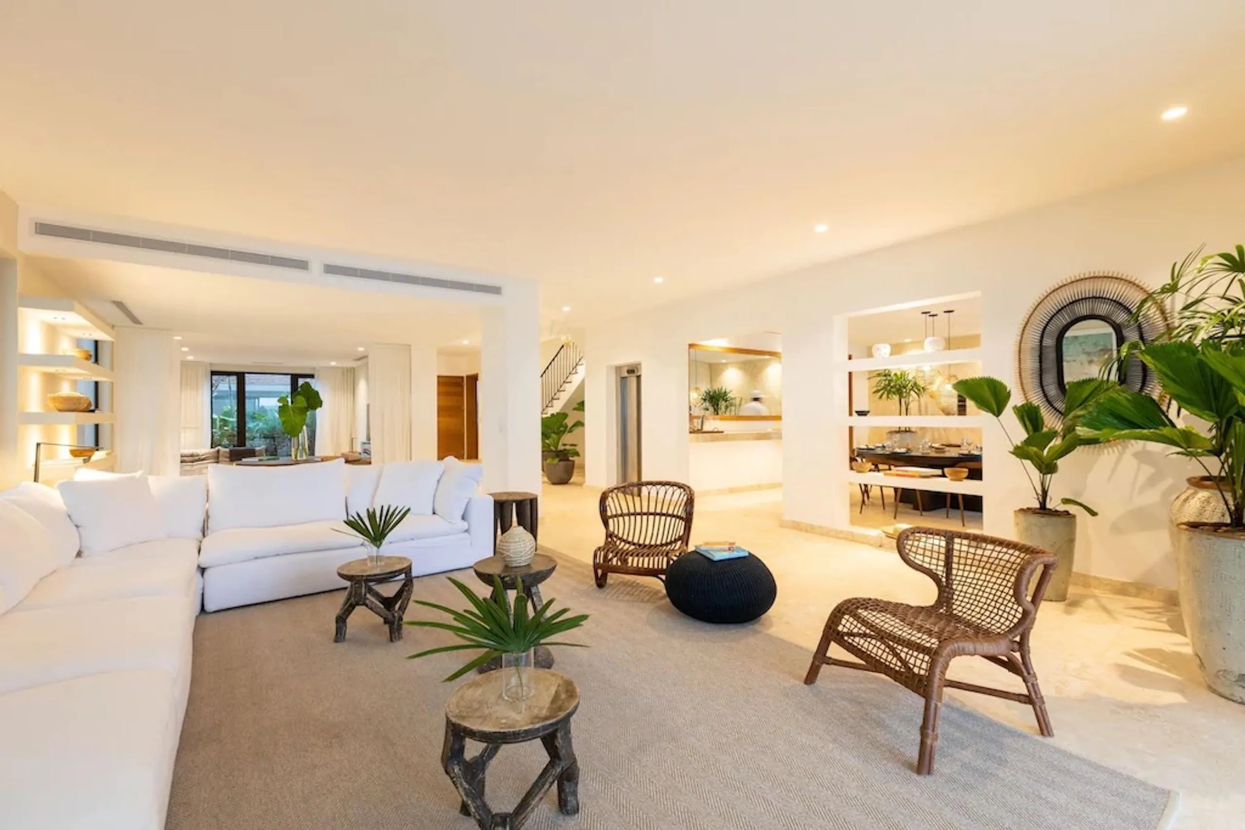 Elegant Chavón River Villa with Ocean Views, Pool & Full Staff — photograph 8
