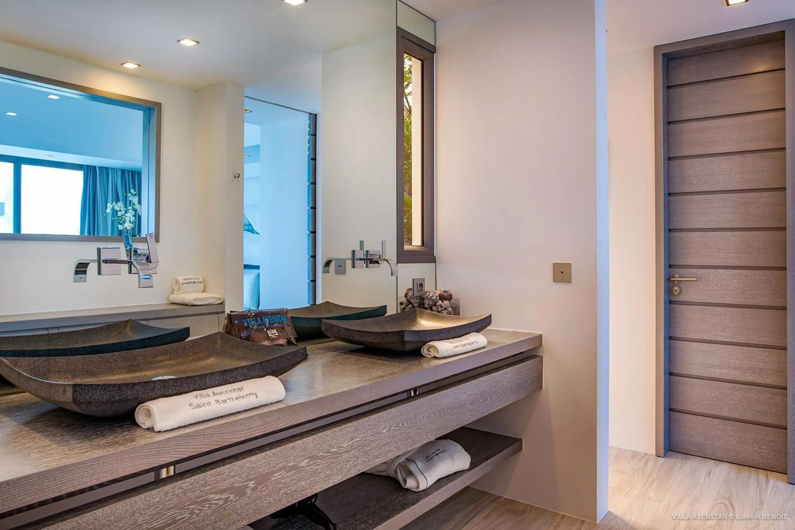 Luxurious Oceanview Villa with Private Pool and Giant Chess Table — photograph 10