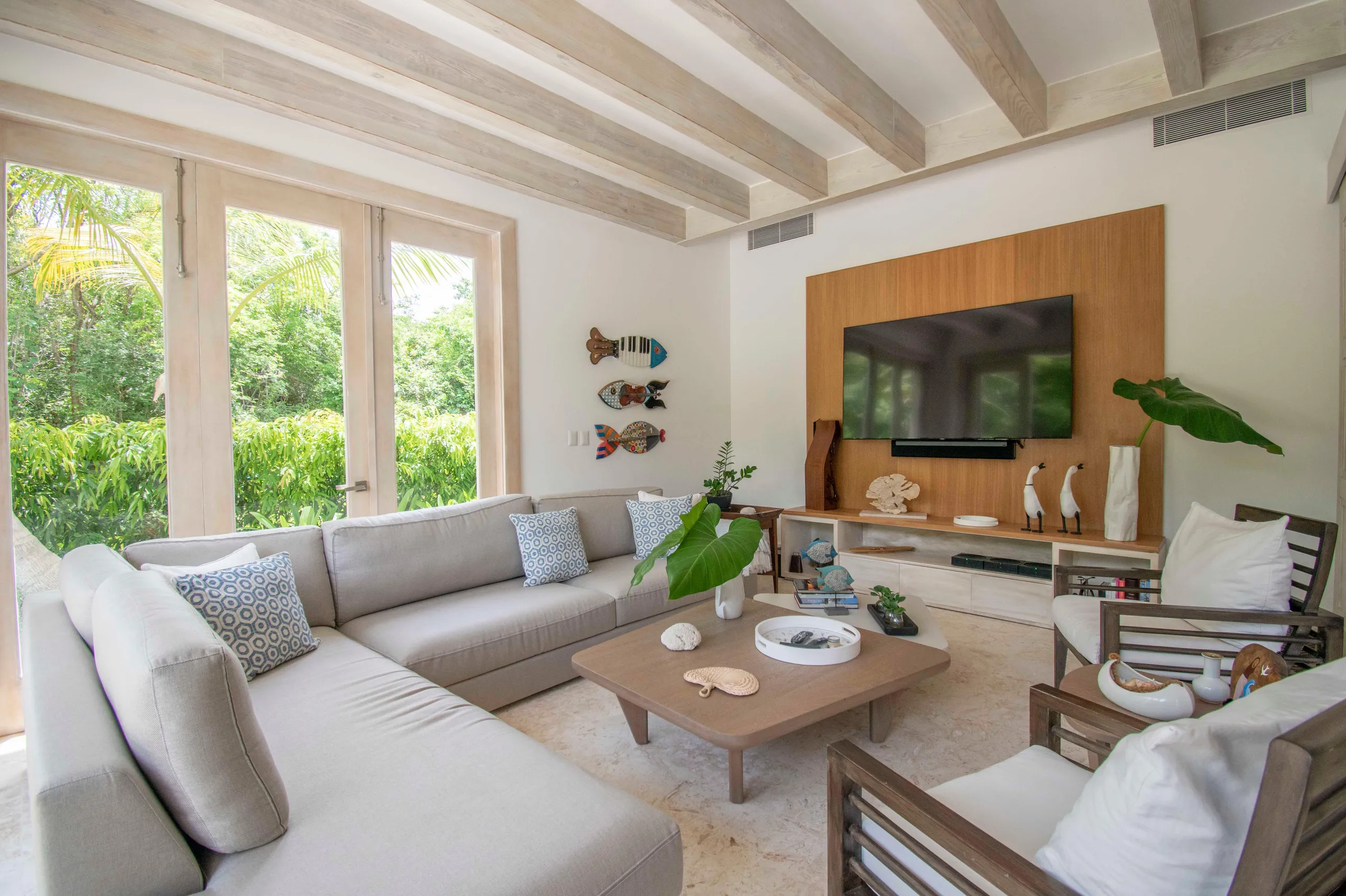 Stylish Punta Cana Villa with Private Pool and Tropical Views — photograph 7
