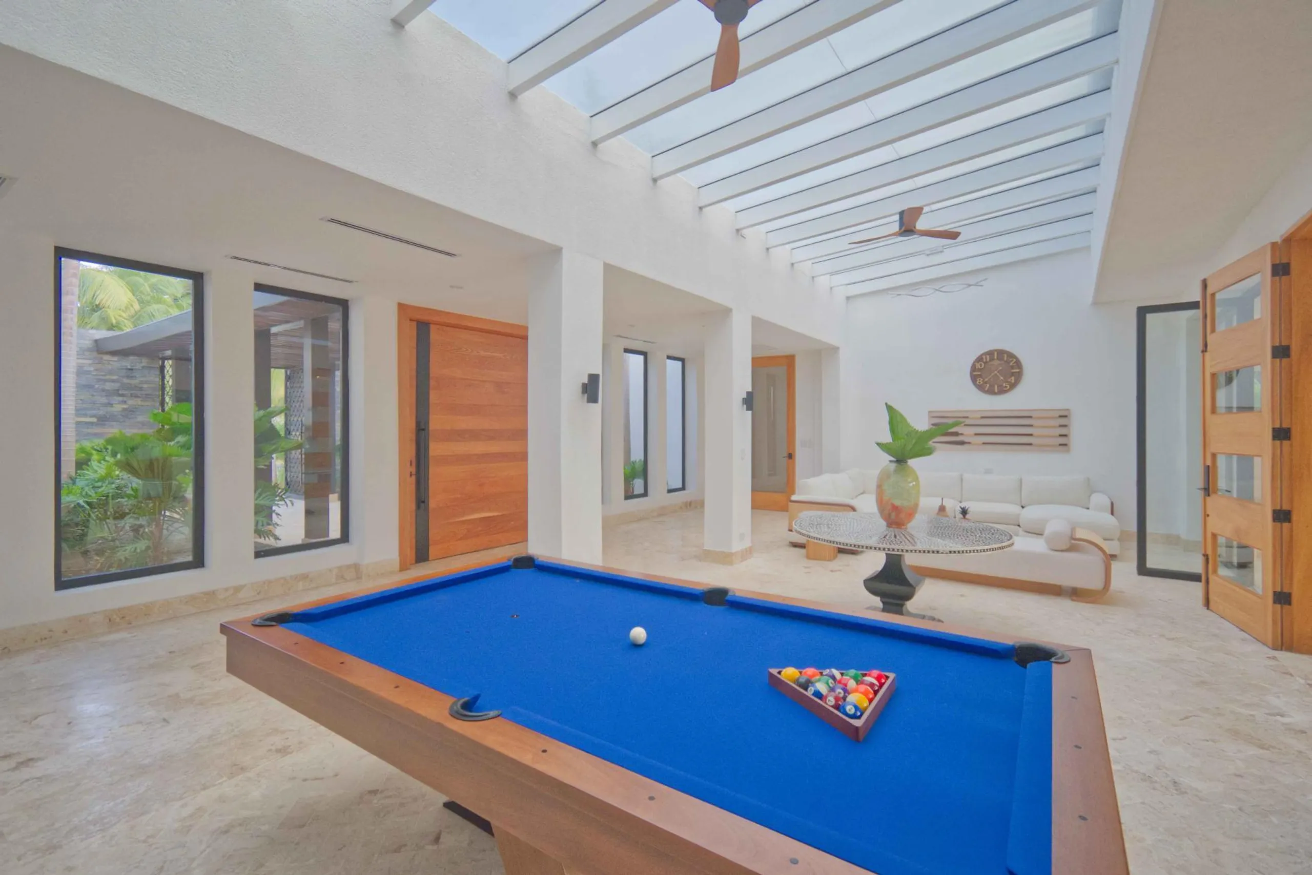 Modern Paradise villa with Private Pool — photograph 9