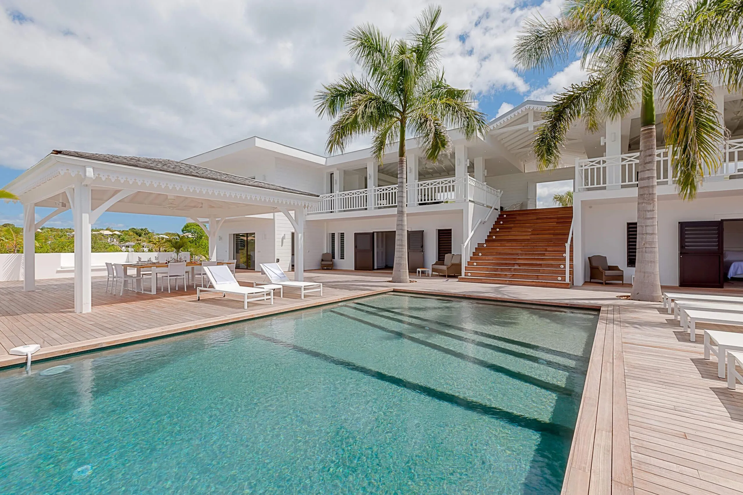 Gorgeous Grand Villa with Infinity pool in St. Martin — photograph 5