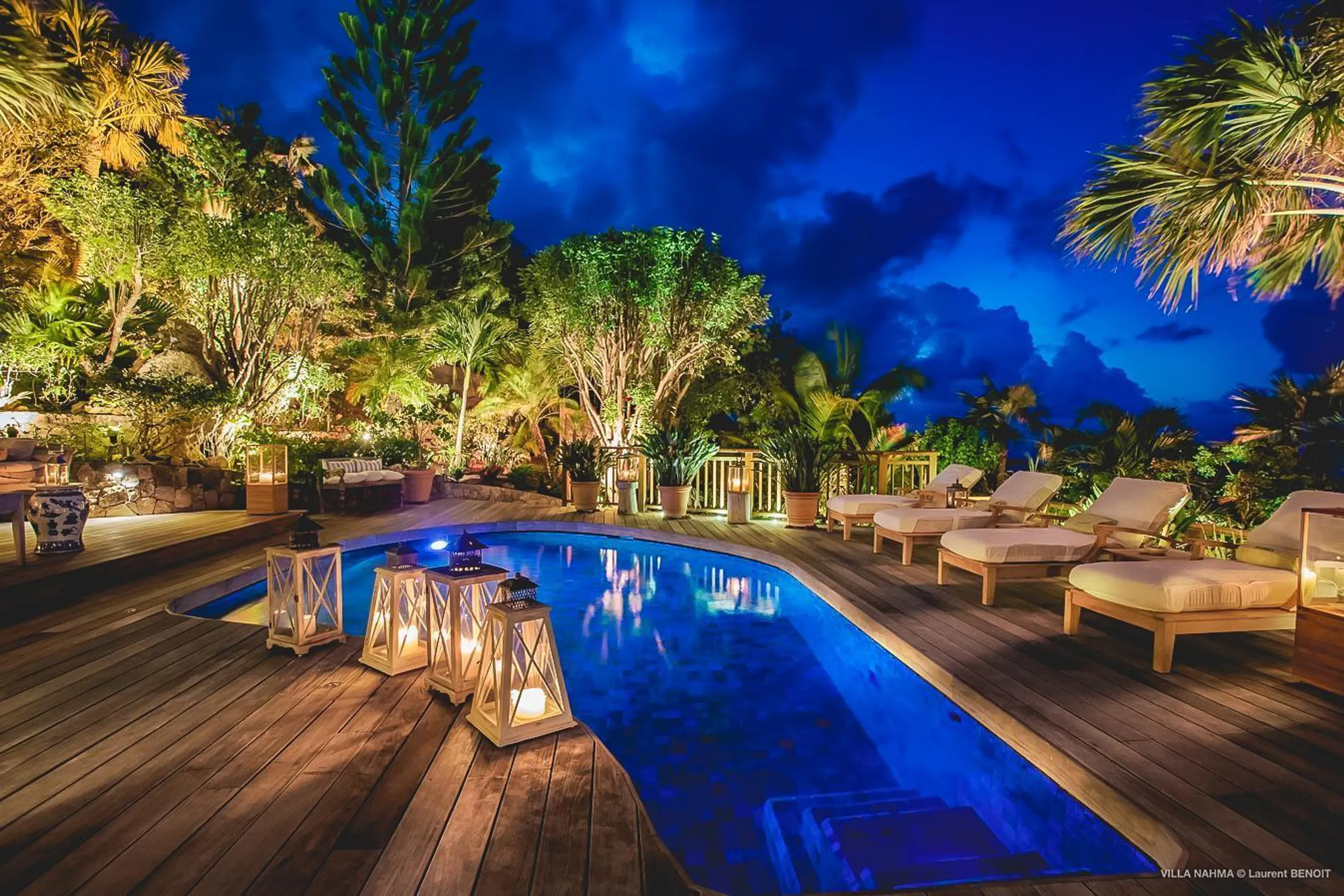 Superb Deve Paradise Villa with Private Pool and Ocean Views — photograph 2