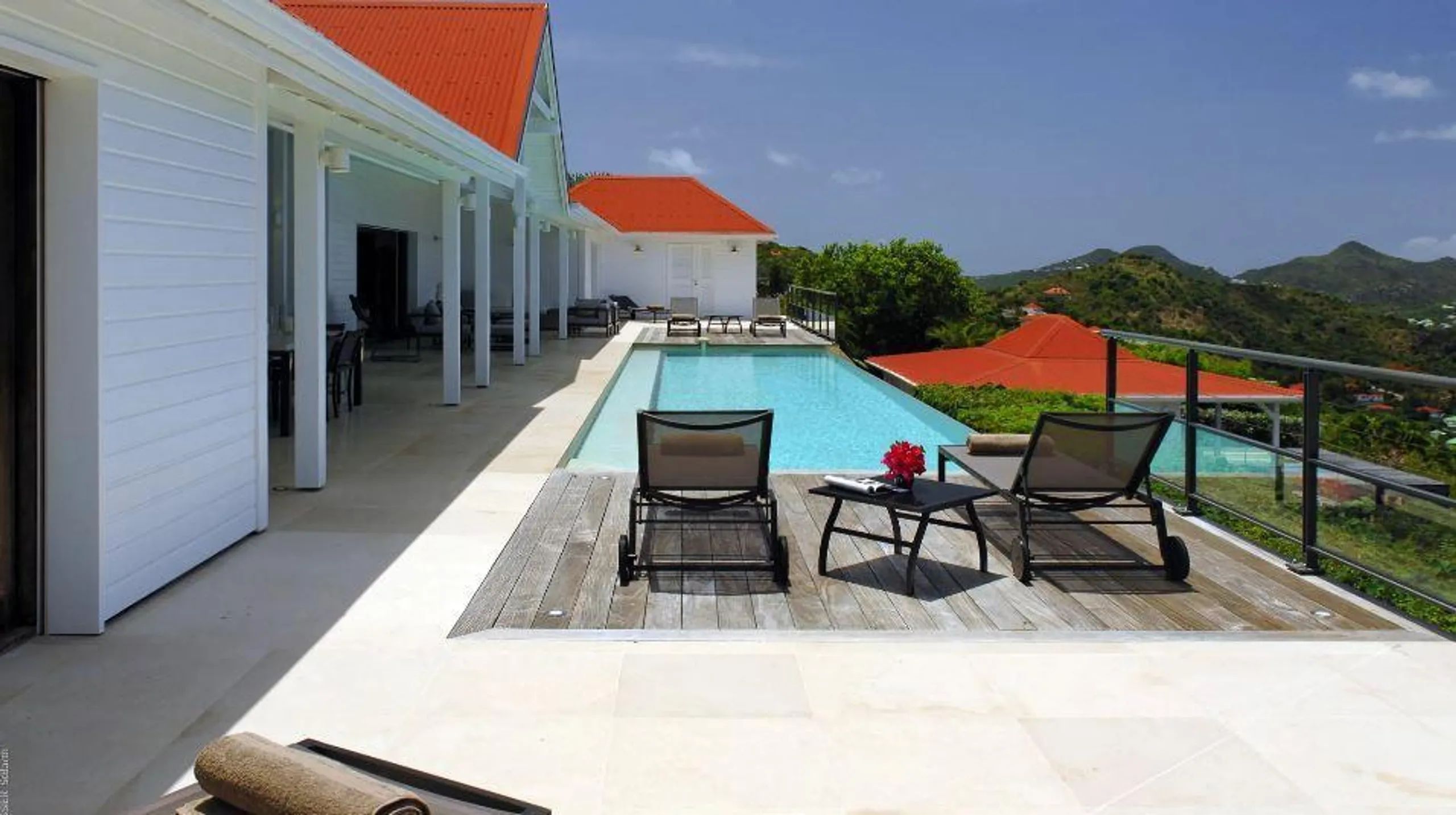 Refined St. Barths Colombier Villa with Private Infinity Pool and Ocean Views — photograph 9
