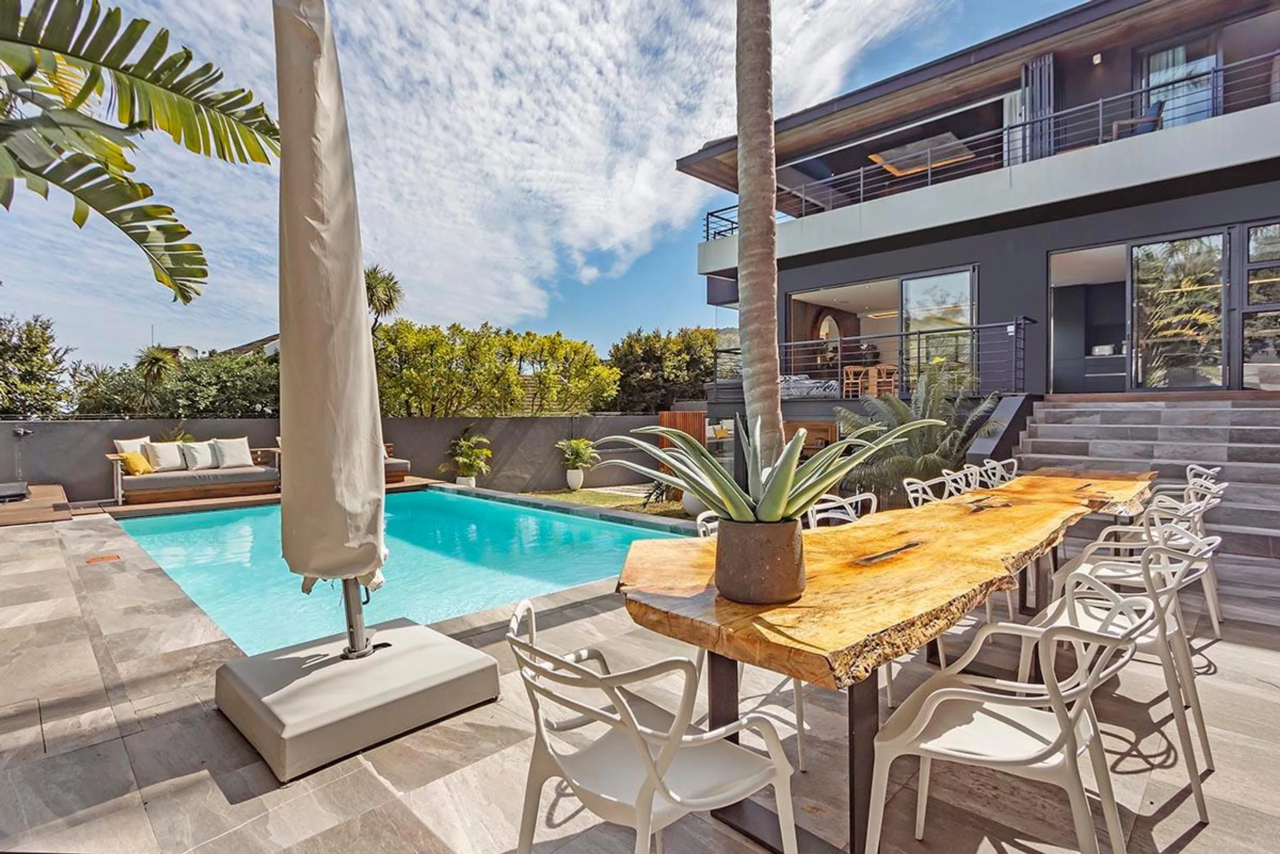 Unveils a Serene Sanctuary Flourishing Within the Natural Environment — photograph 4