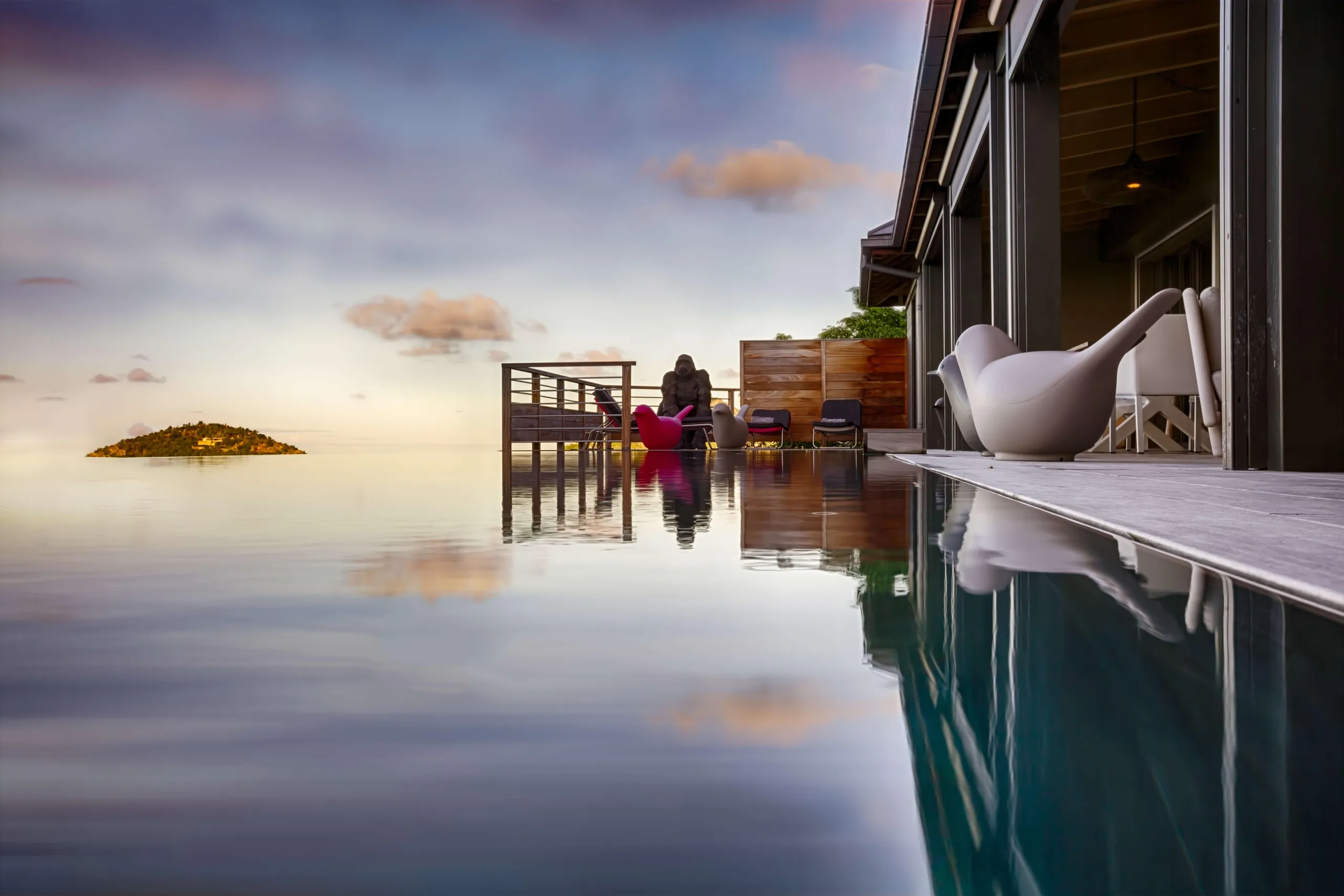 Elegant and Contemporary Style Villa with Infinity Pool with Stunning Views — photograph 5