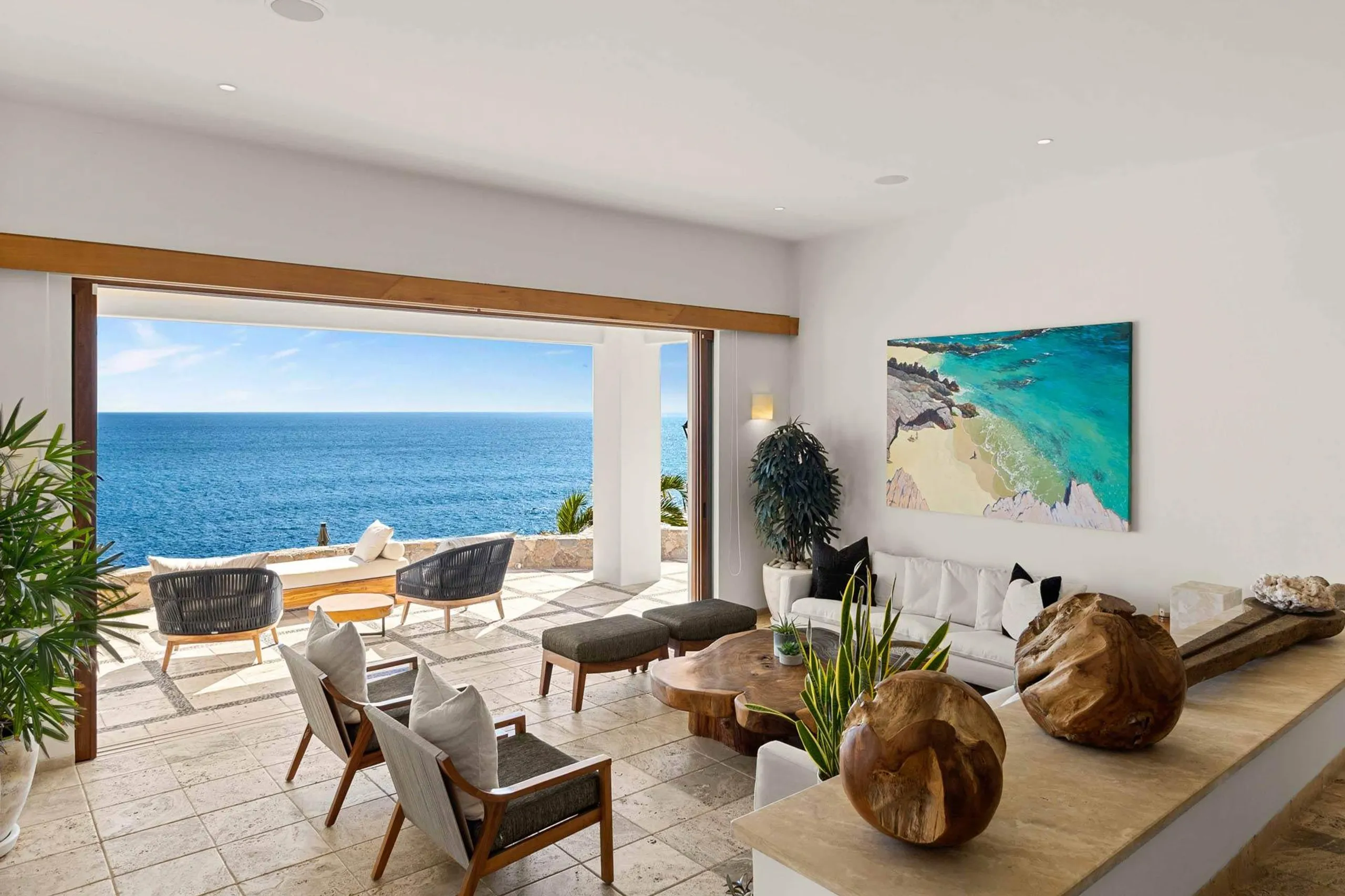 Exquisite 5-Bedroom Villa in Exclusive Cabo Colorado with Private Pool & Direct Beach Access — photograph 7