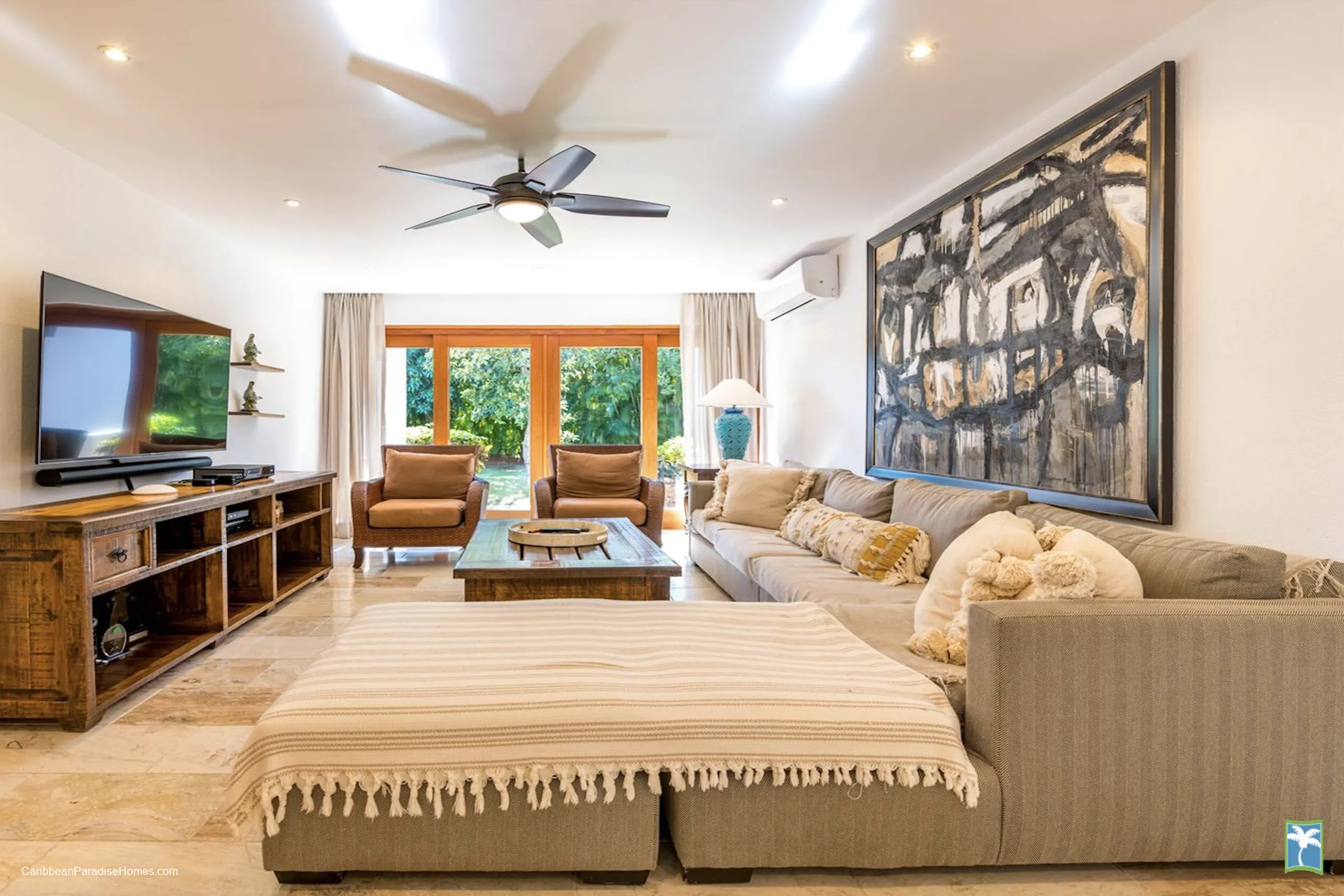 Casa de Campo's Impeccably Designed Villa with Private Pool — photograph 5