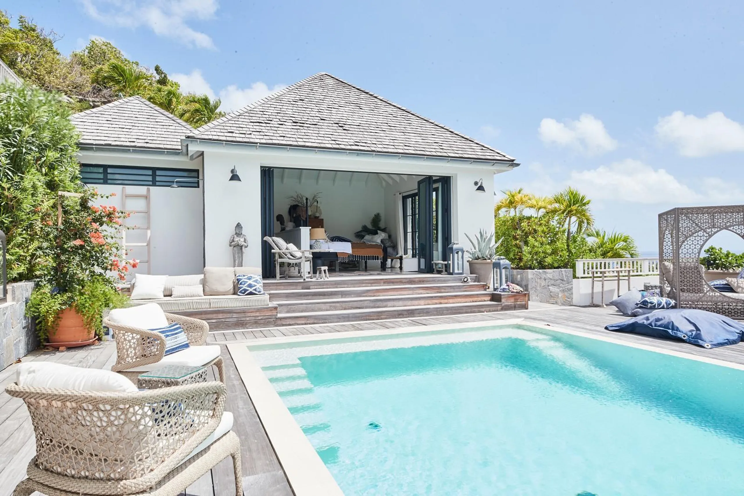 Graceful Seaview Villa with Private Pool and Gazebo — photograph 6