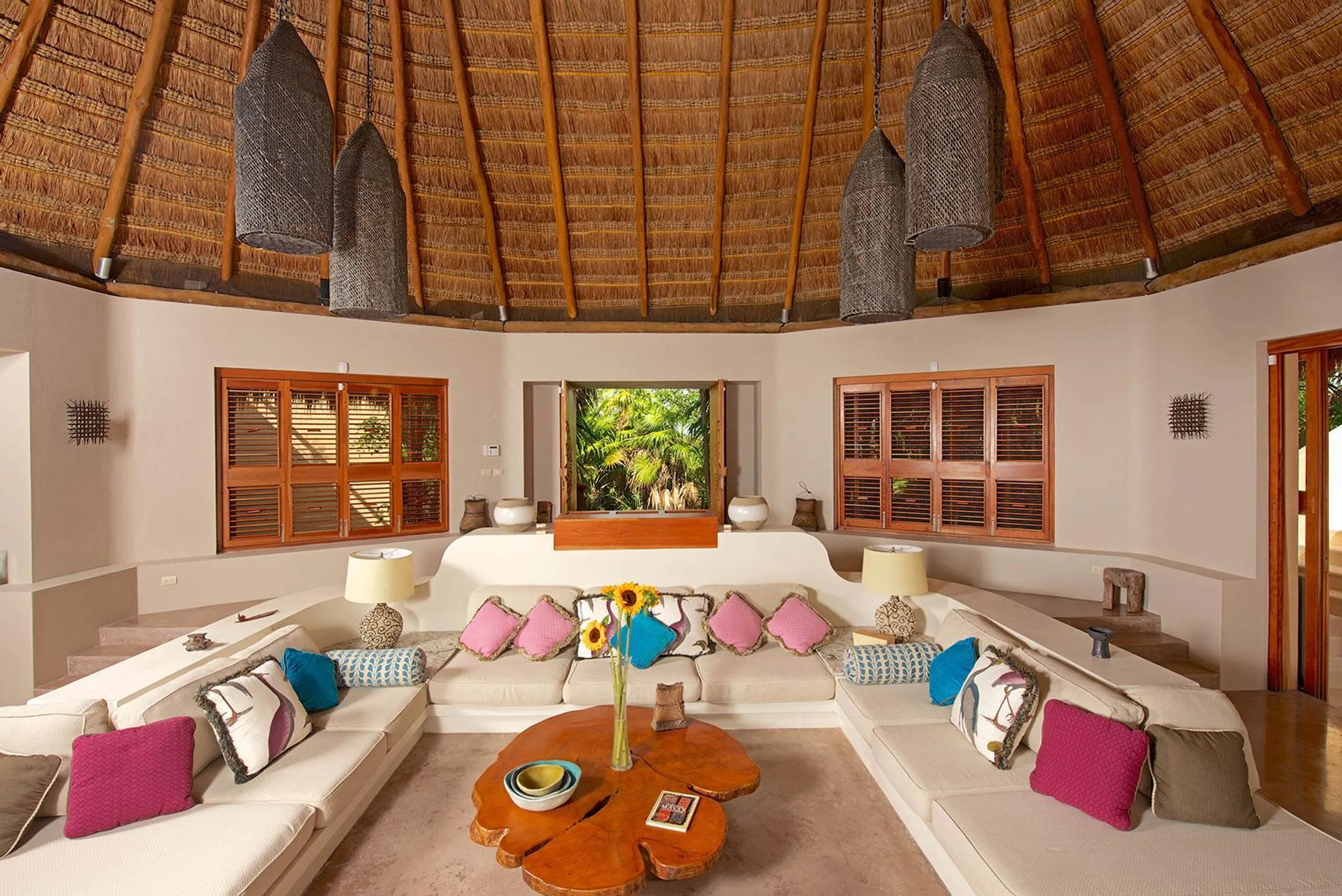 Contemporary Mayan Luxury with Private Pool and 100 Meters of Private Beachfront — photograph 9