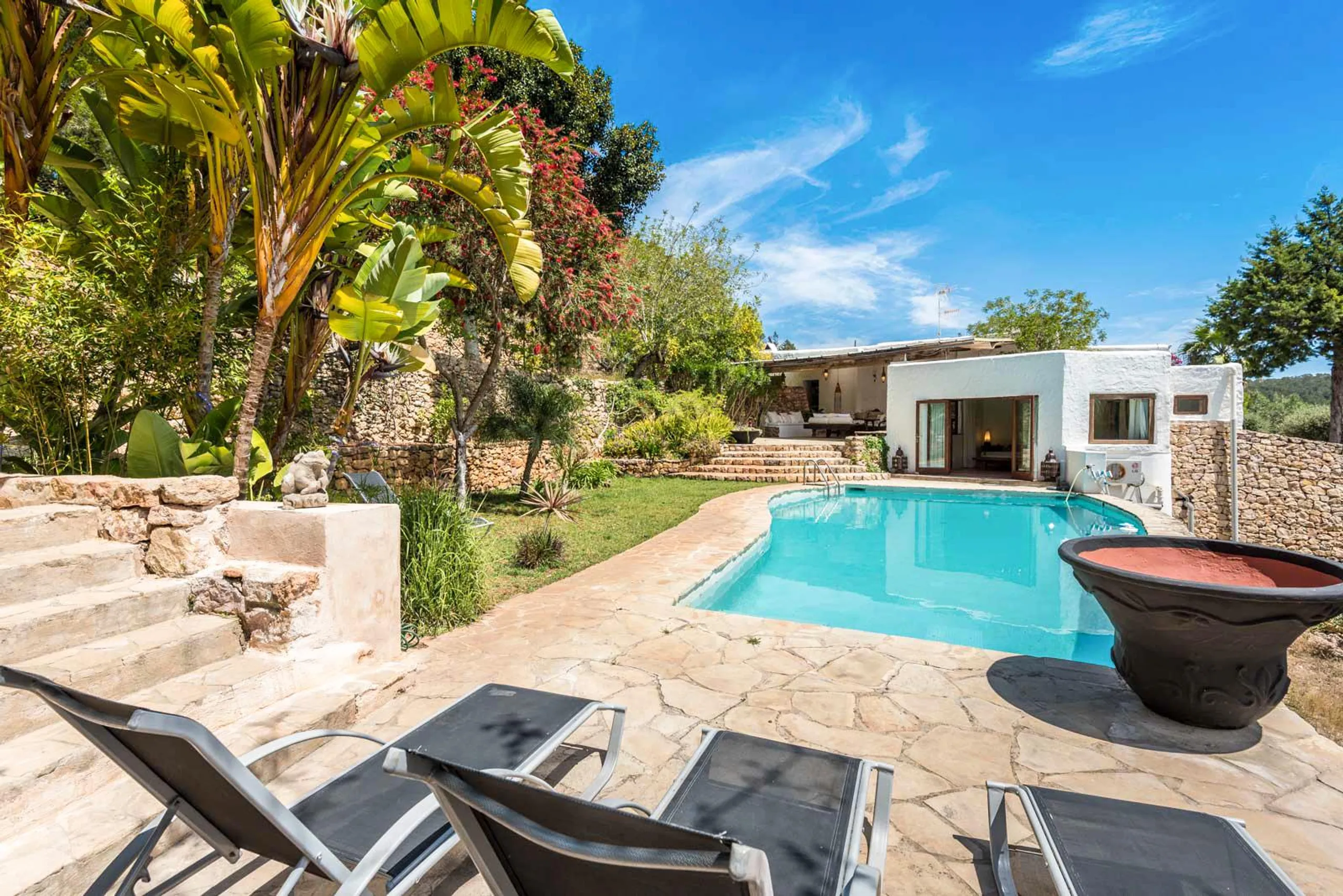 Authentic Finca Charm with Private Pool and Countryside Views, Ibiza