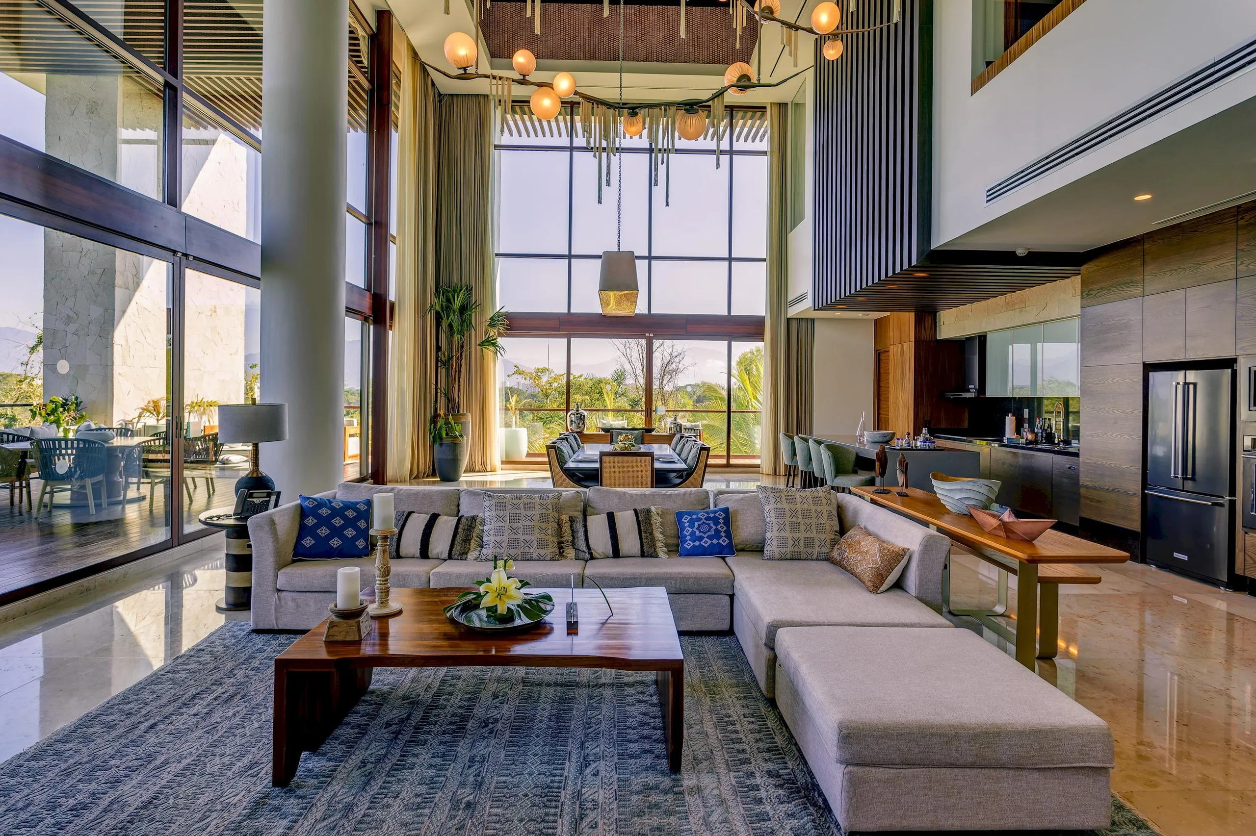 Riviera Reflections Retreat Estate with Resort Access, Nuevo Vallarta