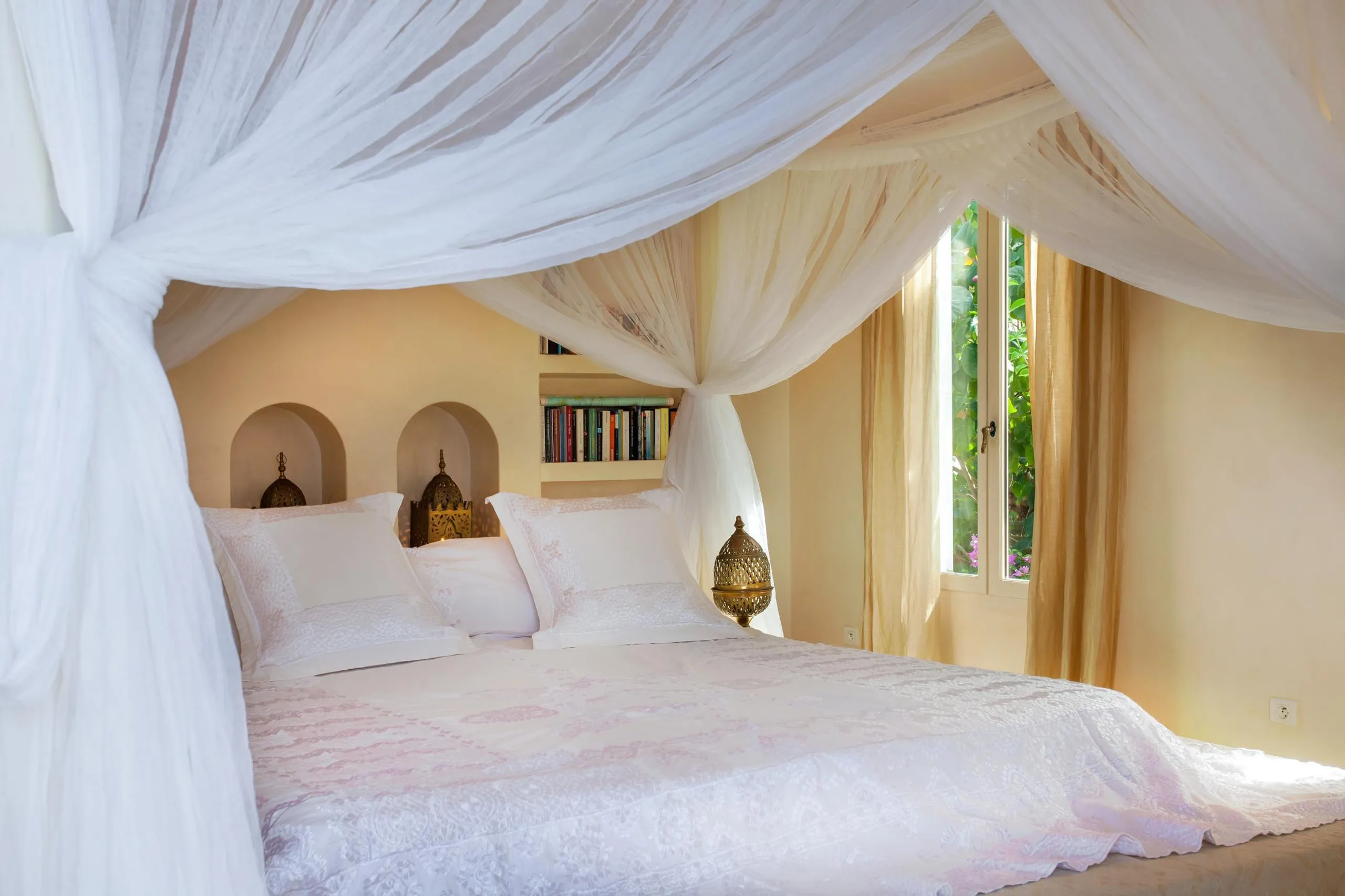 Sumptuous Caribbean Villa with Private Pool and Panoramic Ocean Views — photograph 8